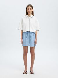 MID WAIST LINEN-BLEND SHORTS, Cashmere Blue, highres