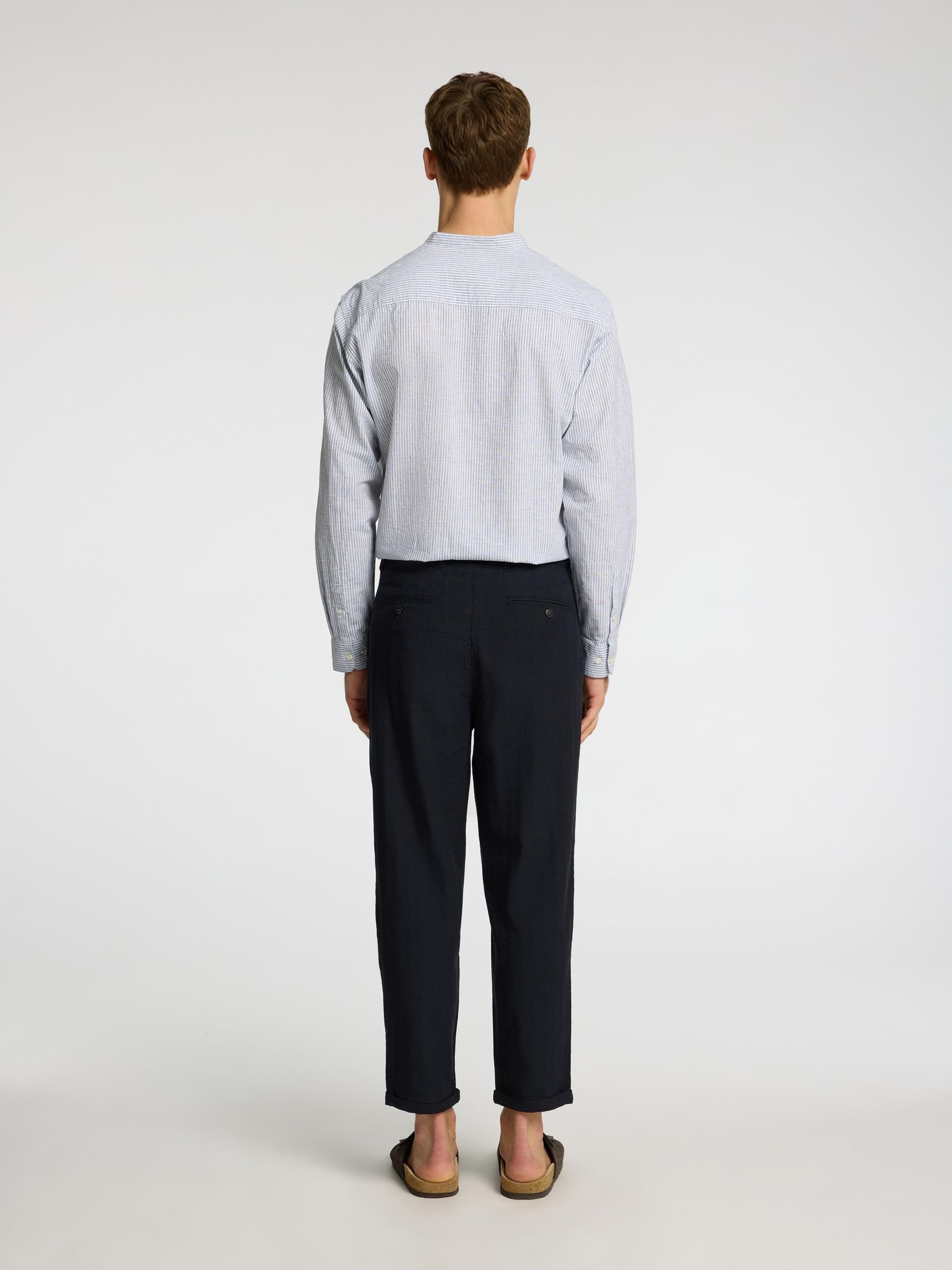 CROPPET AFSLAPPET FIT BUKSER, Black, highres
