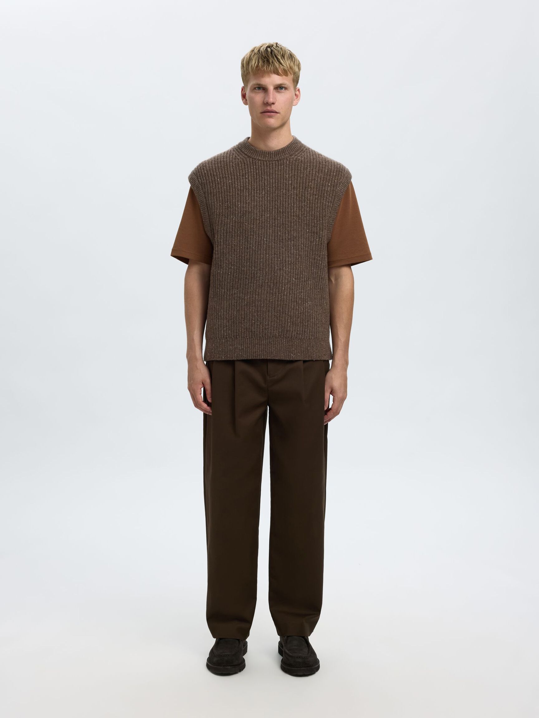 WOOL BLEND KNITTED VEST, Coffee Bean, highres