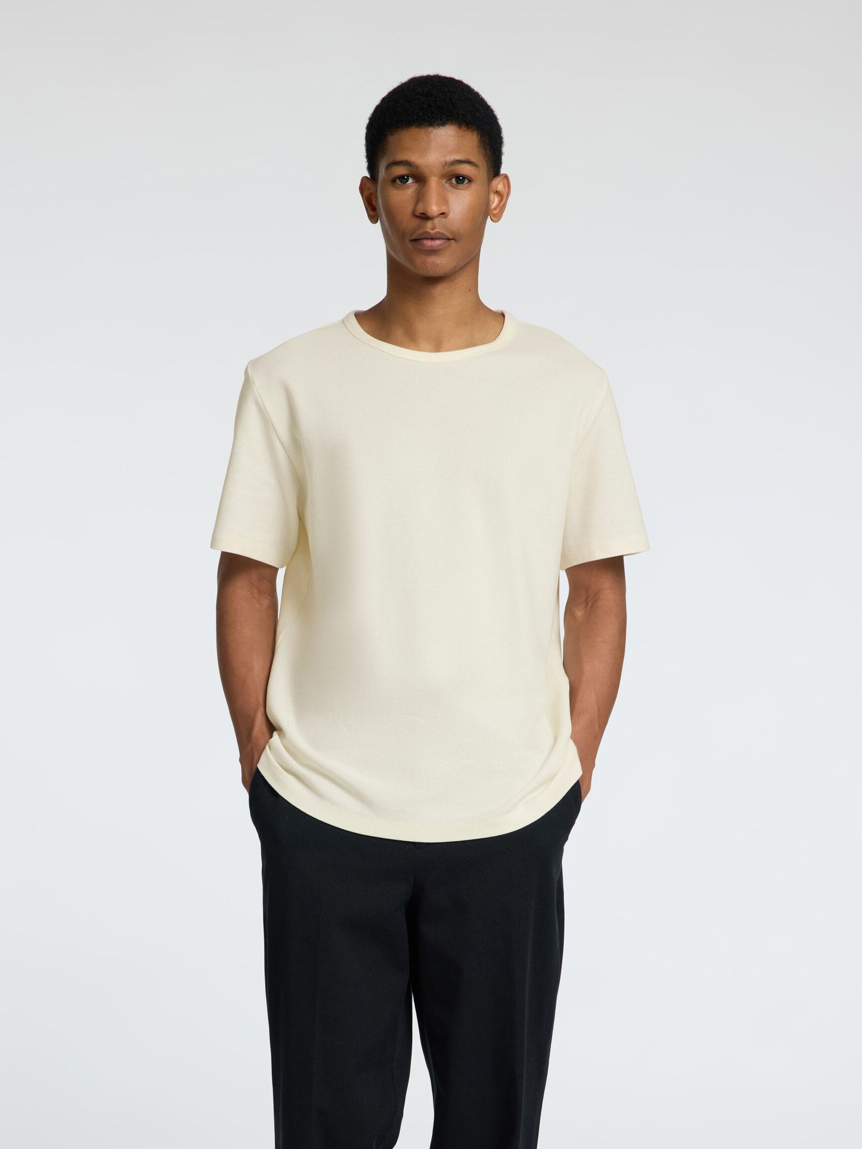 CLASSIC T-SHIRT, Egret, highres