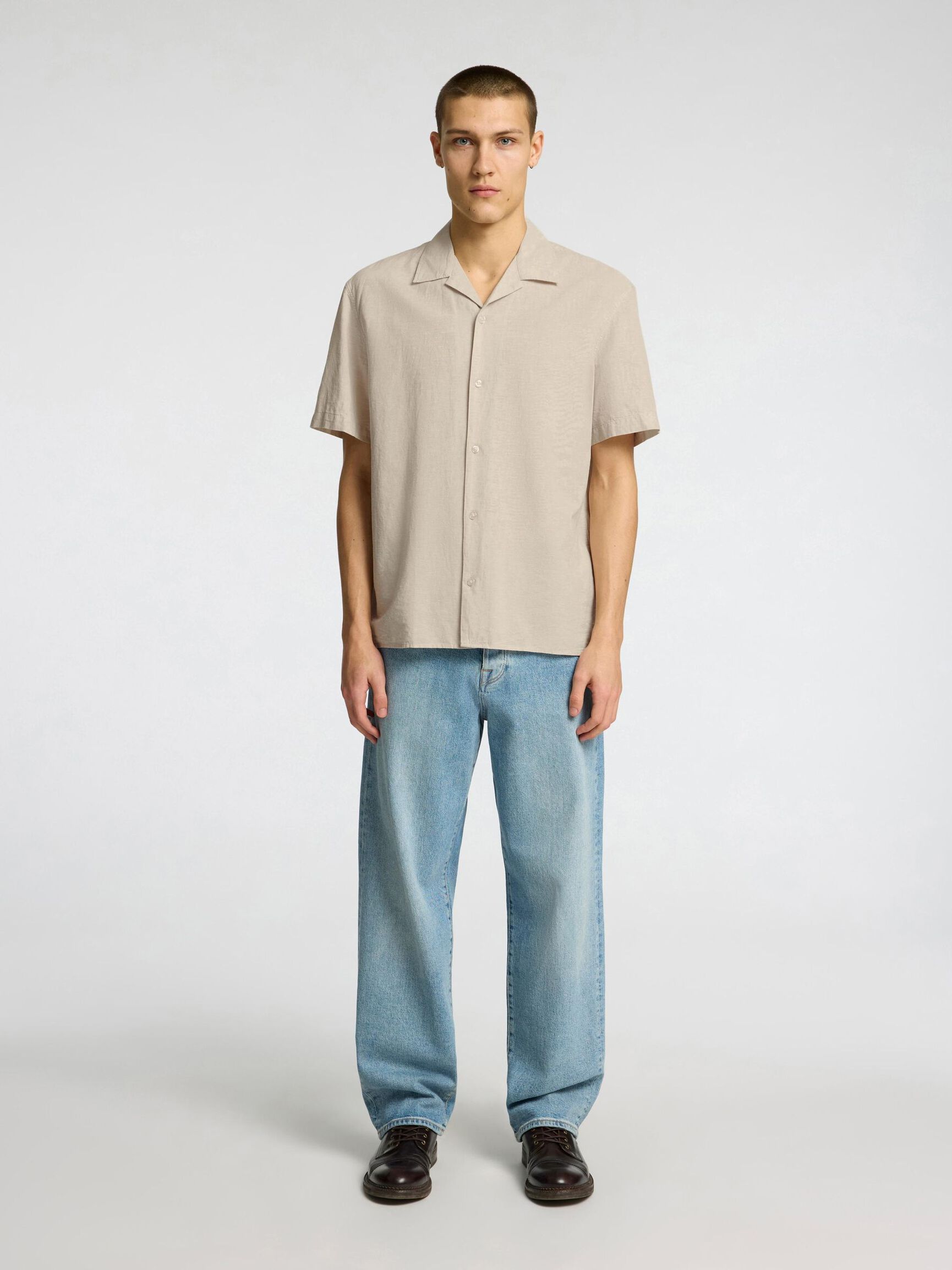 LINNENMIX OVERHEMD MET KORTE MOUWEN, Pure Cashmere, highres