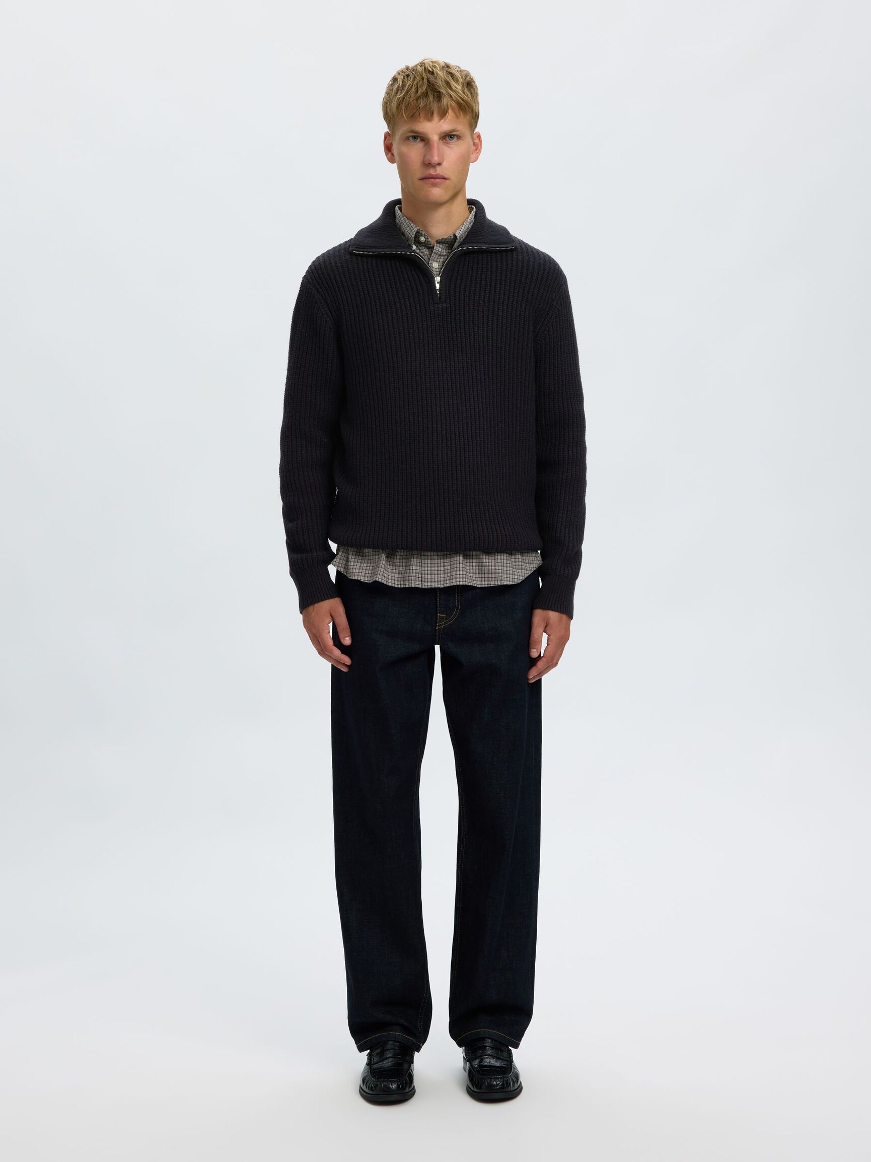 WOOL BLEND HALF-ZIP JUMPER, Black, highres