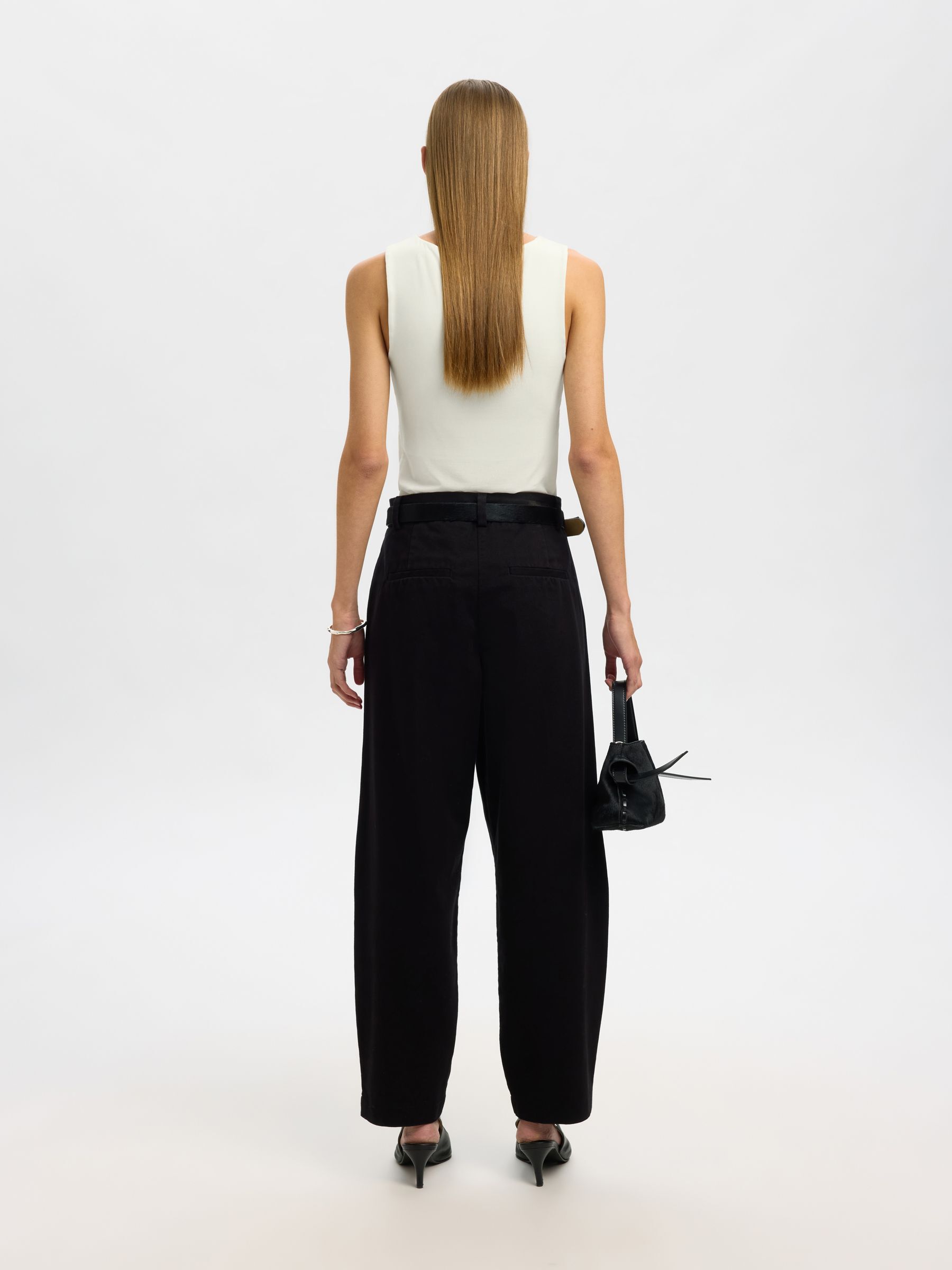 SLEEVELESS REVERSIBLE TOP, Snow White, highres