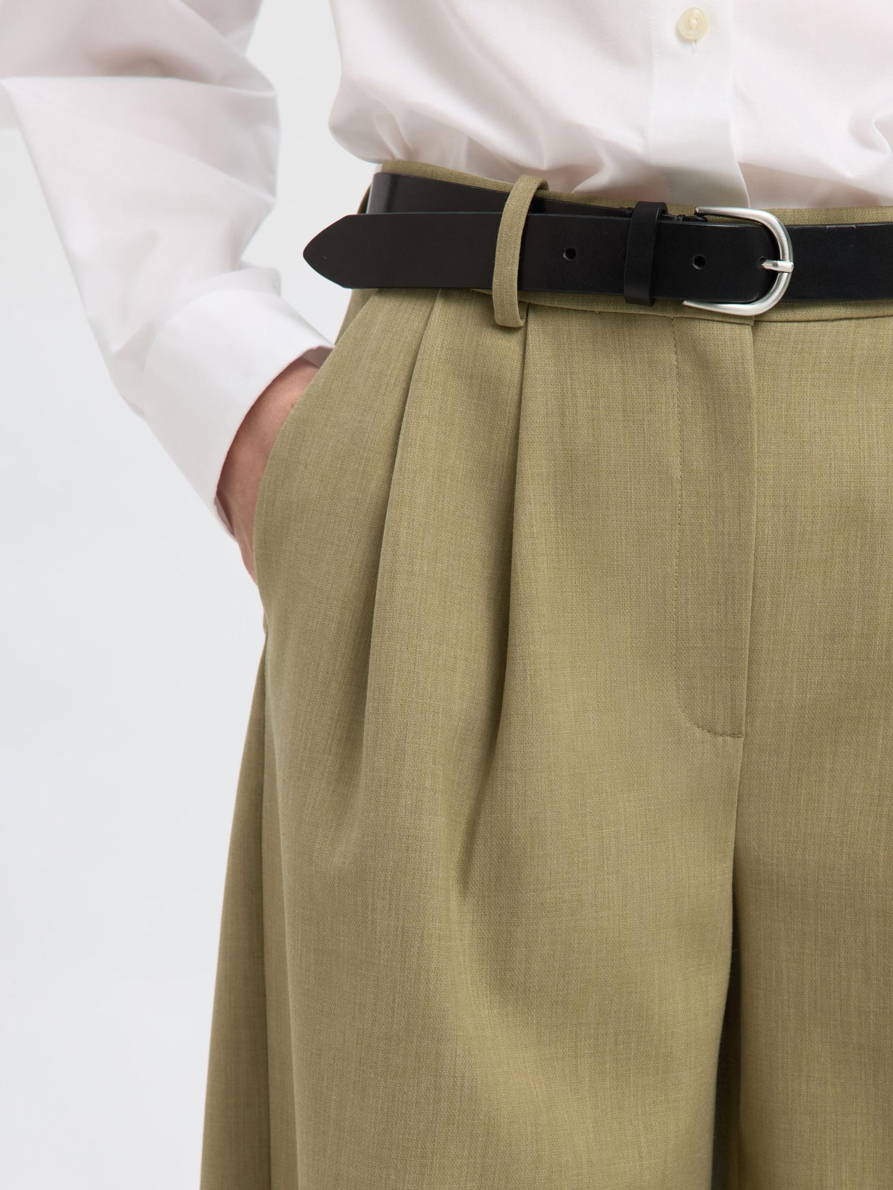 TAILORED BERMUDA SHORTS, Slate Green, highres