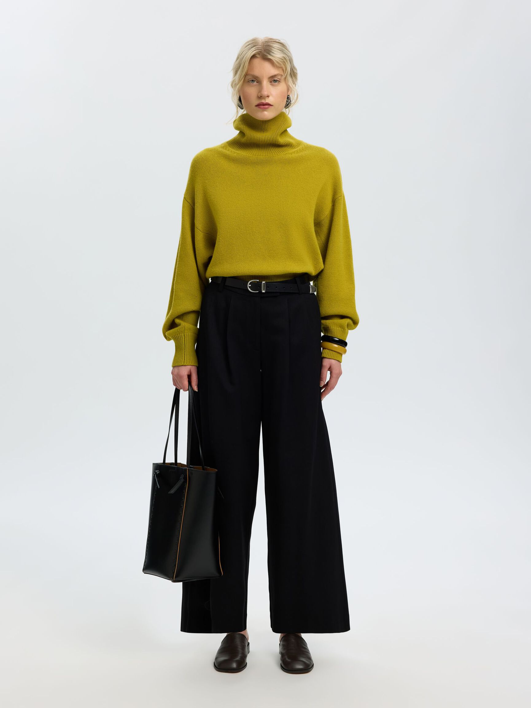 WOOL BLEND TURTLENECK, Avocado Oil, highres