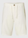 Selected COMFORT FIT SHORTS, Cloud Dancer, highres - 16087638_CloudDancer_001.jpg