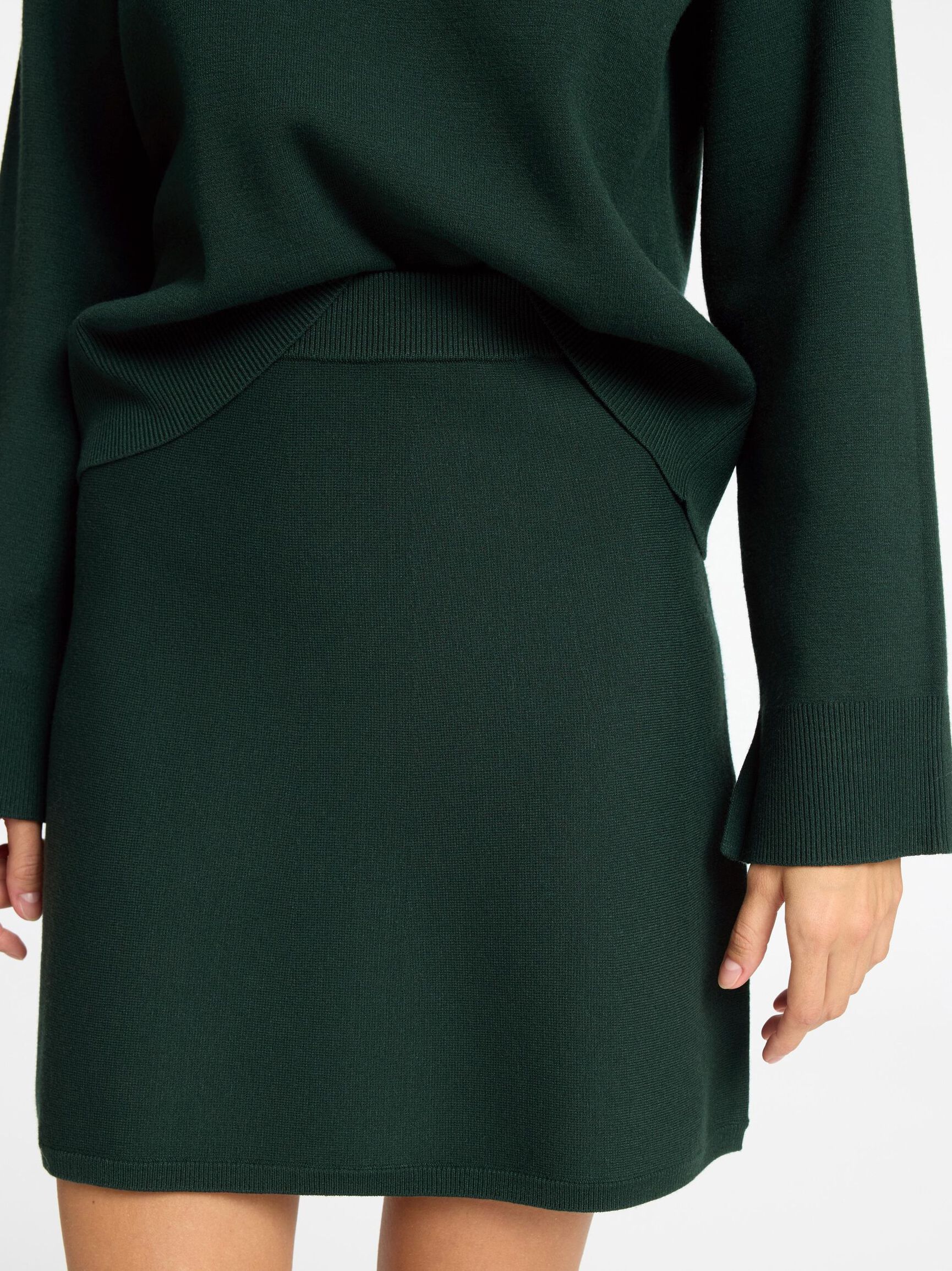 VISCOSE BLEND KNITTED MINI SKIRT, Scarab, highres