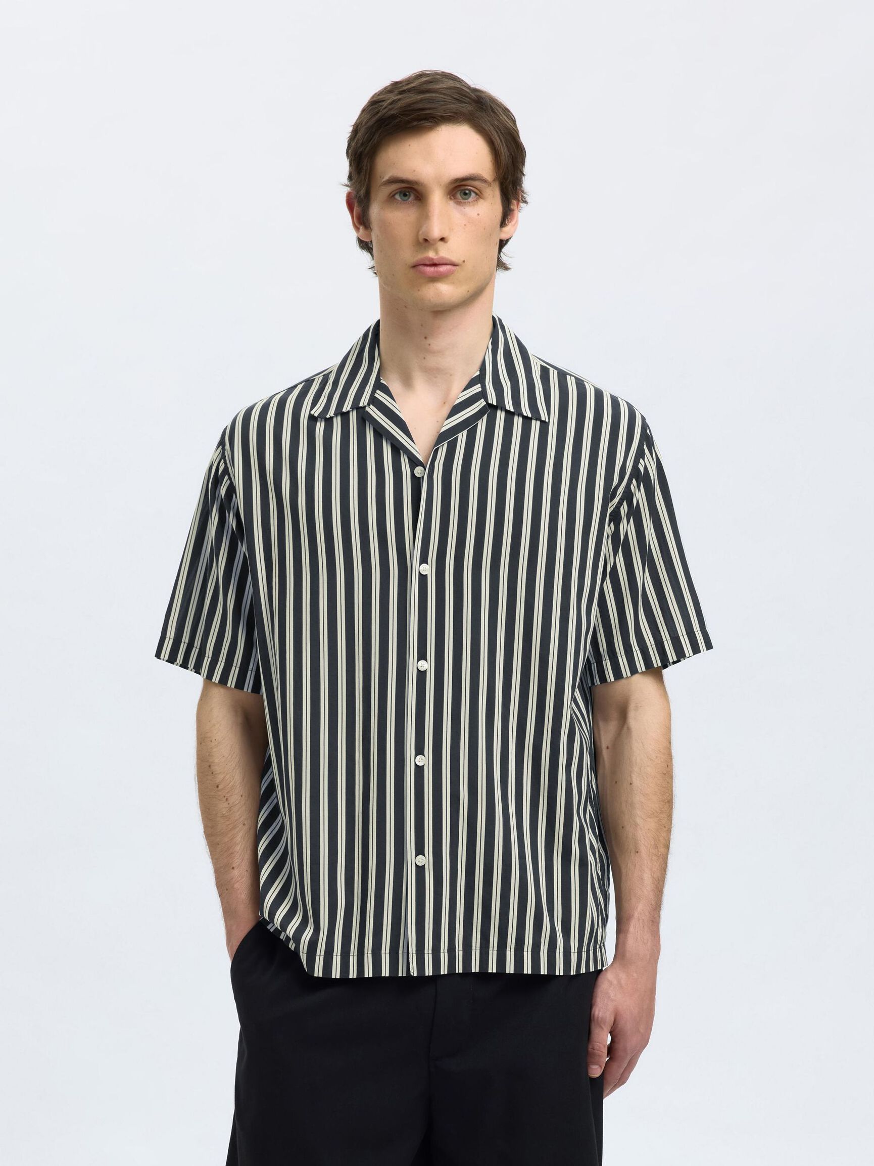 BEDRUKT OVERHEMD MET KORTE MOUWEN, Sky Captain, highres