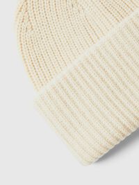 KNITTED BEANIE, Birch, highres
