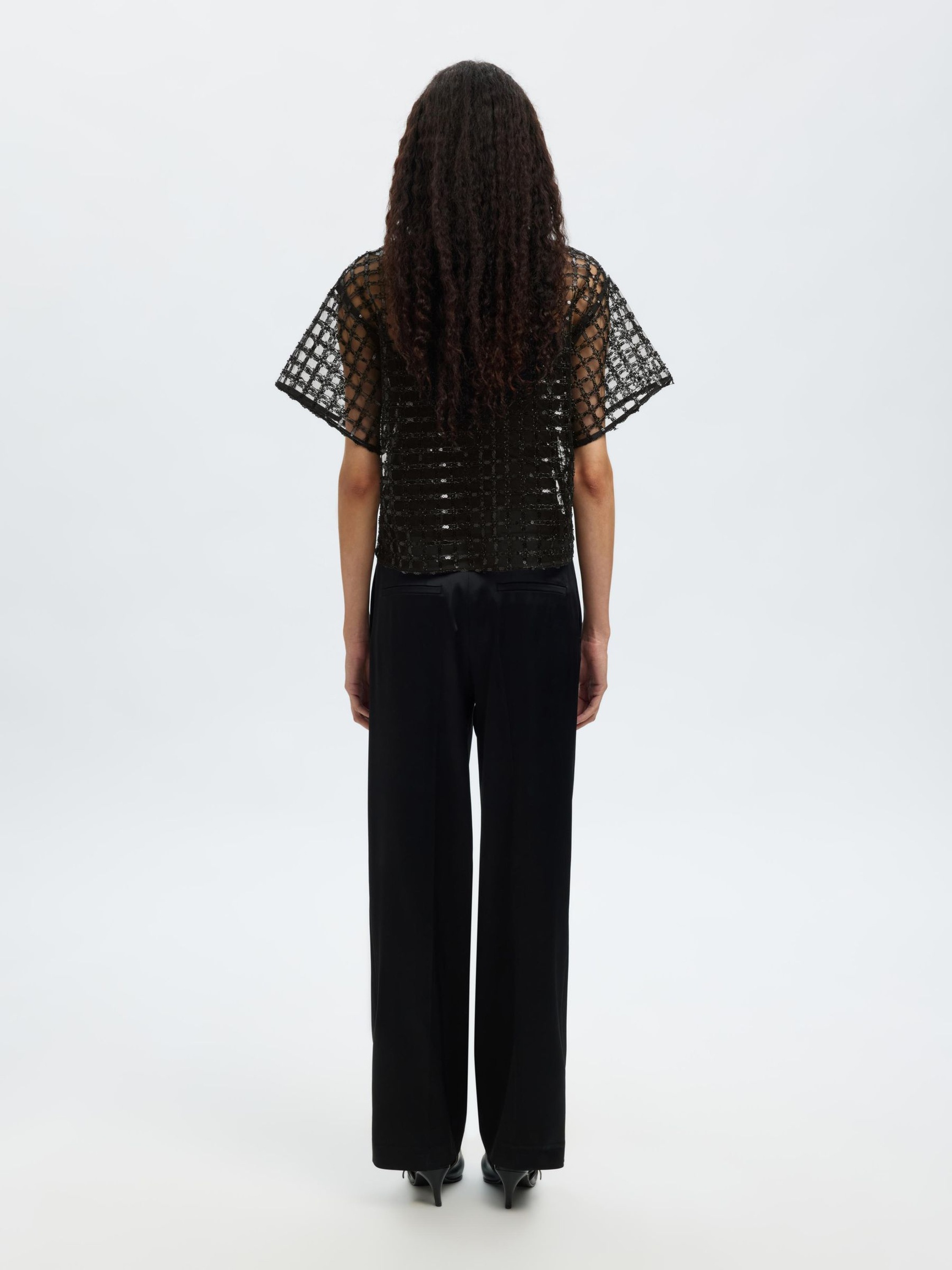 PAILLETTEN TOP MET KORTE MOUWEN, Black, highres