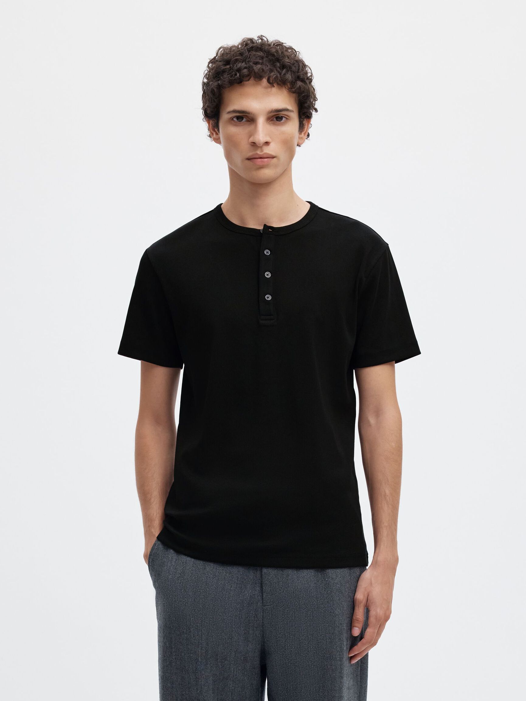 GEKNÖPFTES RIPP T-SHIRT, Black, highres