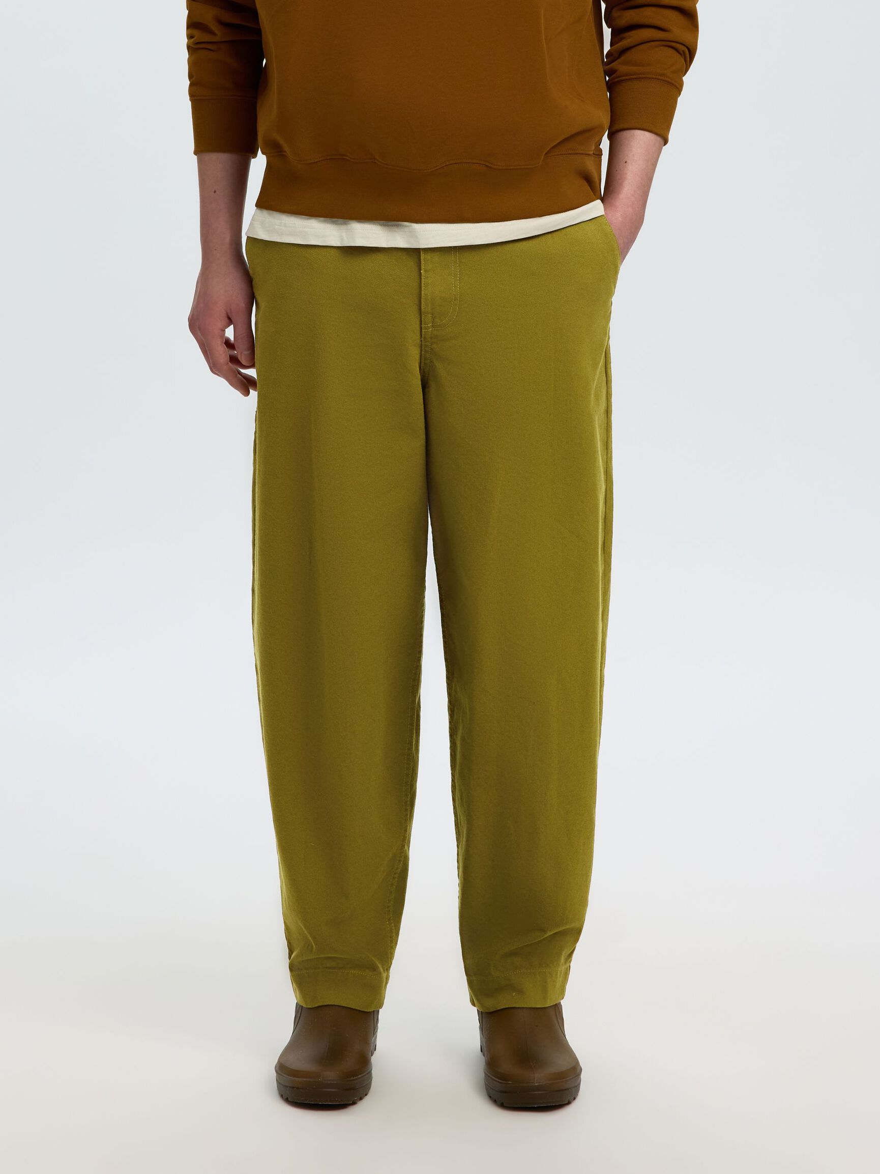 LINEN BLEND BARREL FIT TROUSERS, Fir Green, highres