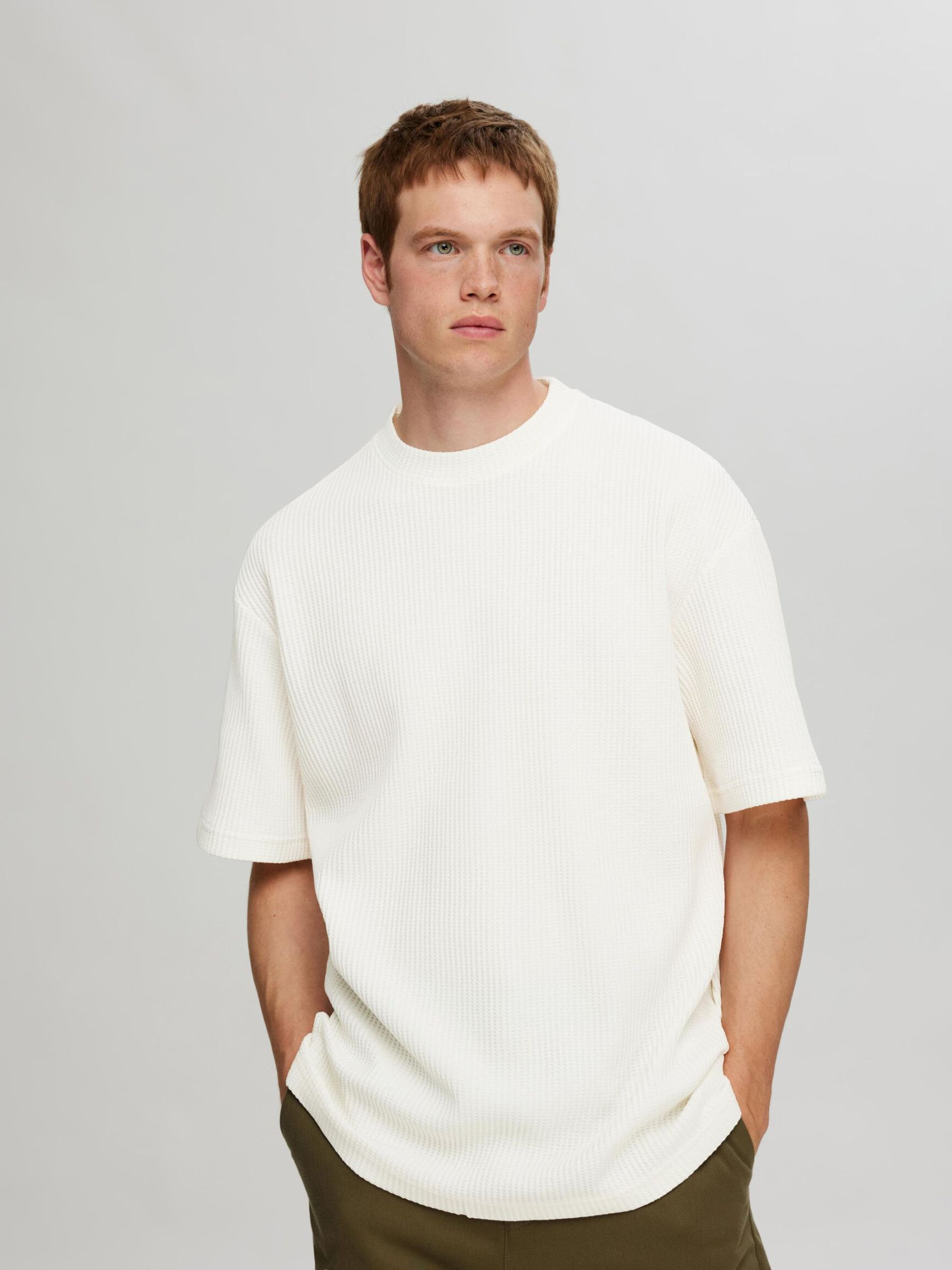 RELAXED FIT GEWAFELD T-SHIRT, Egret, highres