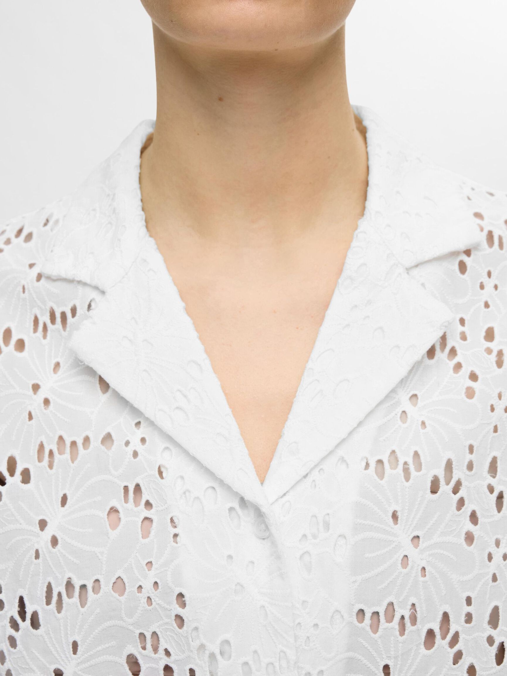 BRODERIE ANGLAISE OVERHEMD MET KORTE MOUWEN, Snow White, highres