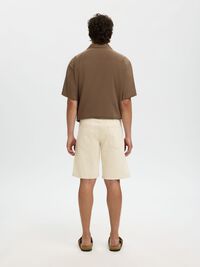 REGULAR FIT DENIM SHORTS, Ecru, highres
