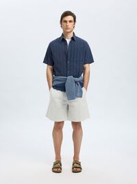 LYHYTHIHAINEN PAITA, Sky Captain, highres