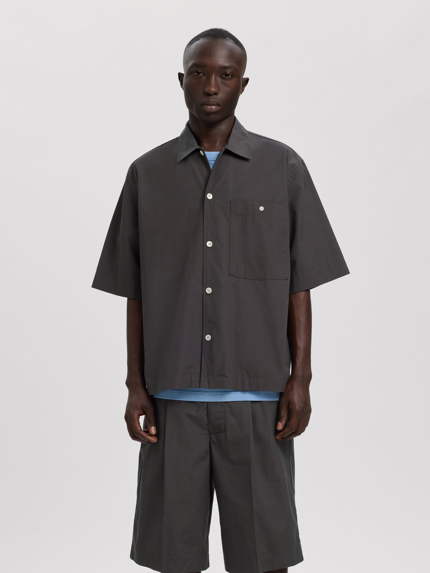 RELAXED FIT SHORT SLEEVED SHIRT, Forged Iron, highres