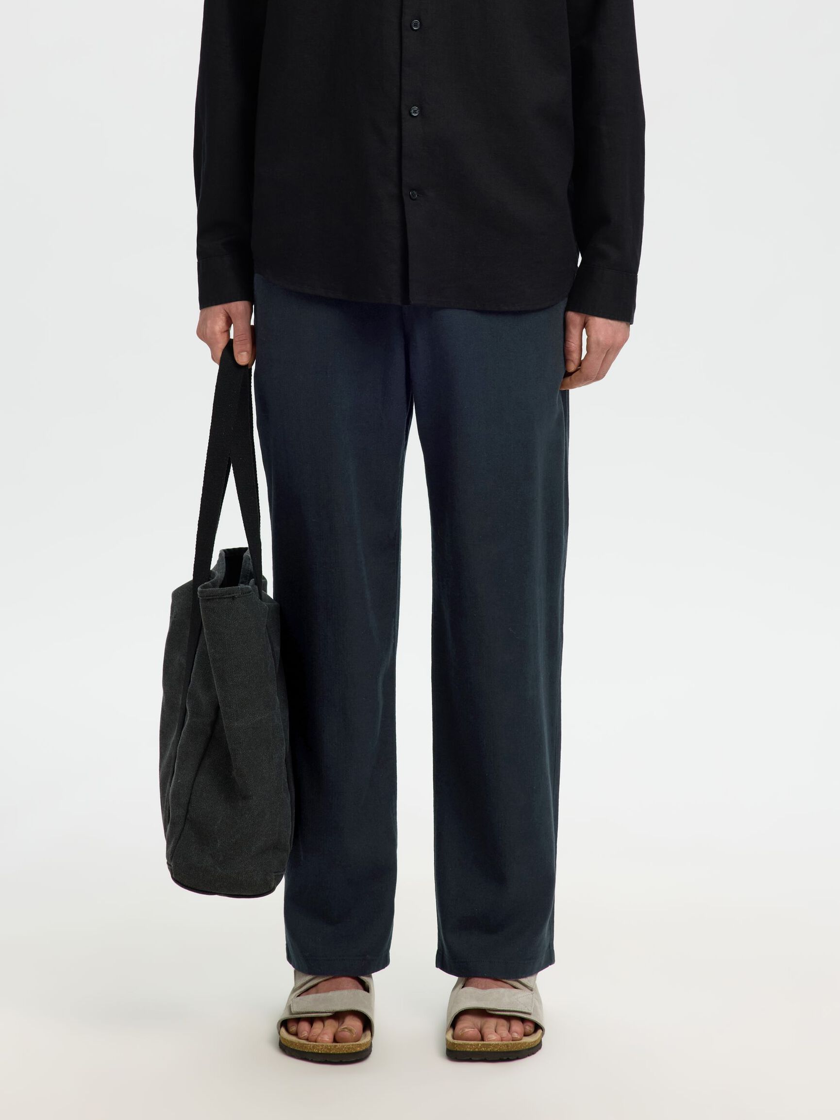 220 LOOSE FIT LINEN-BLEND TROUSERS, Black, highres