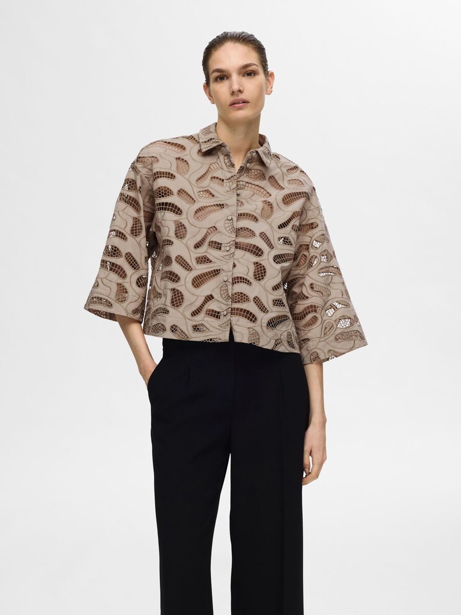 Selected BRODERIE ANGLAISE CHEMISE COURTE, Humus, highres - 16094025_Humus_003.jpg