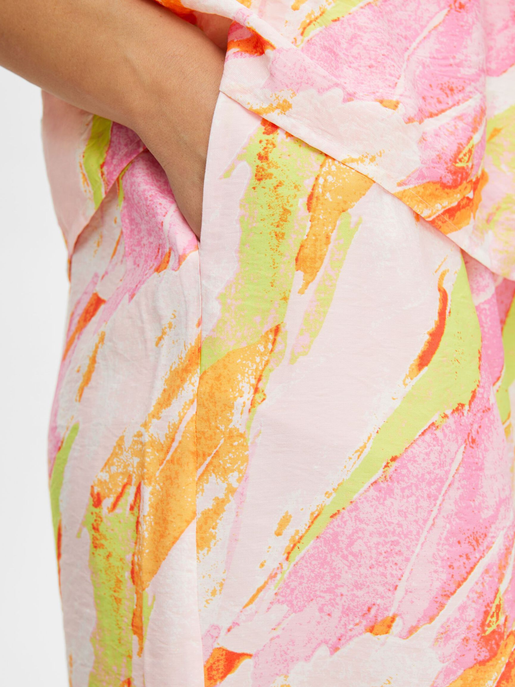 VISKOSBLANDNING SHORTS MED HÖG MIDJA, Icy Pink, highres