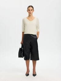 100% MERINOULL STICKAD TOPP, Egret, highres