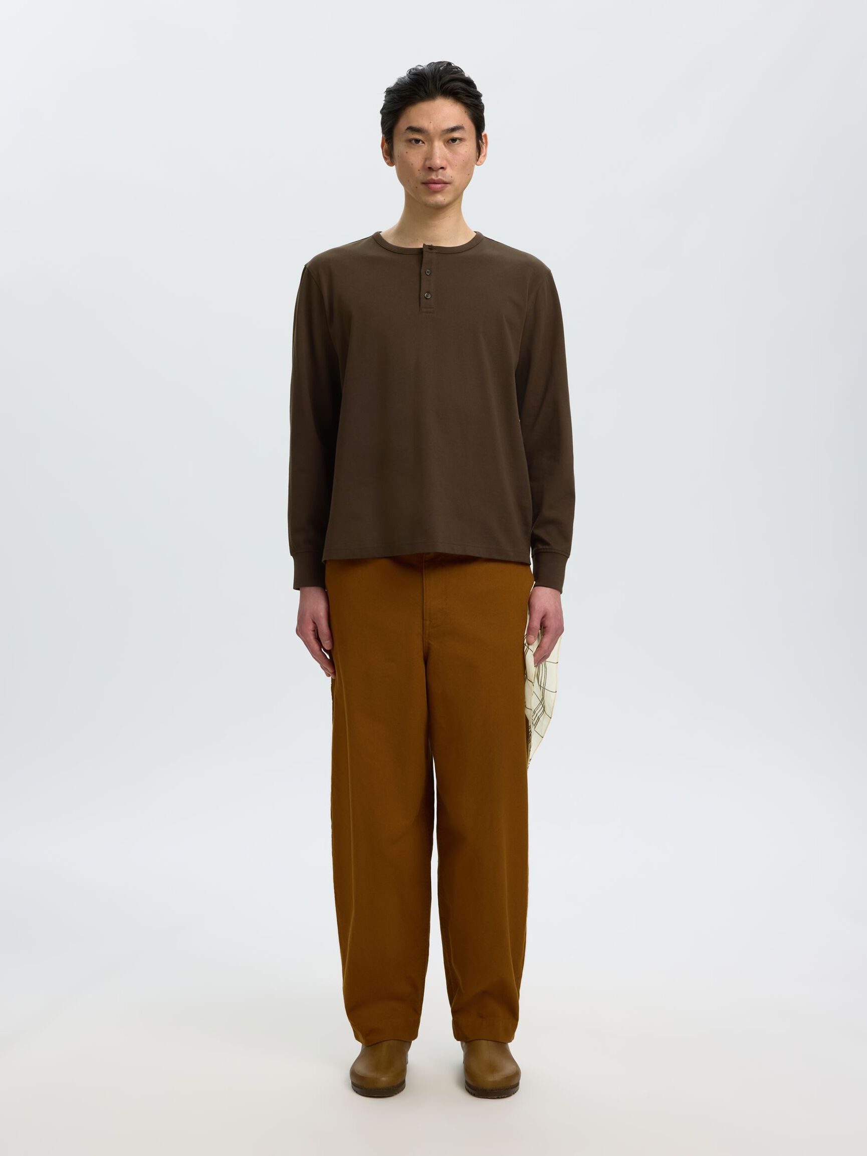 LANGE MOUWEN T-SHIRT, Turkish Coffee, highres
