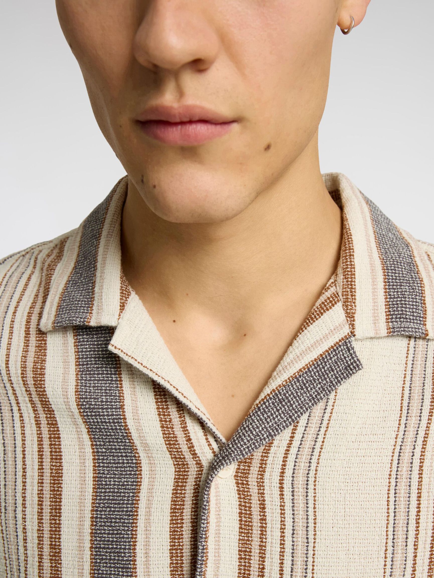 COTTON SHORT SLEEVED SHIRT, Egret, highres