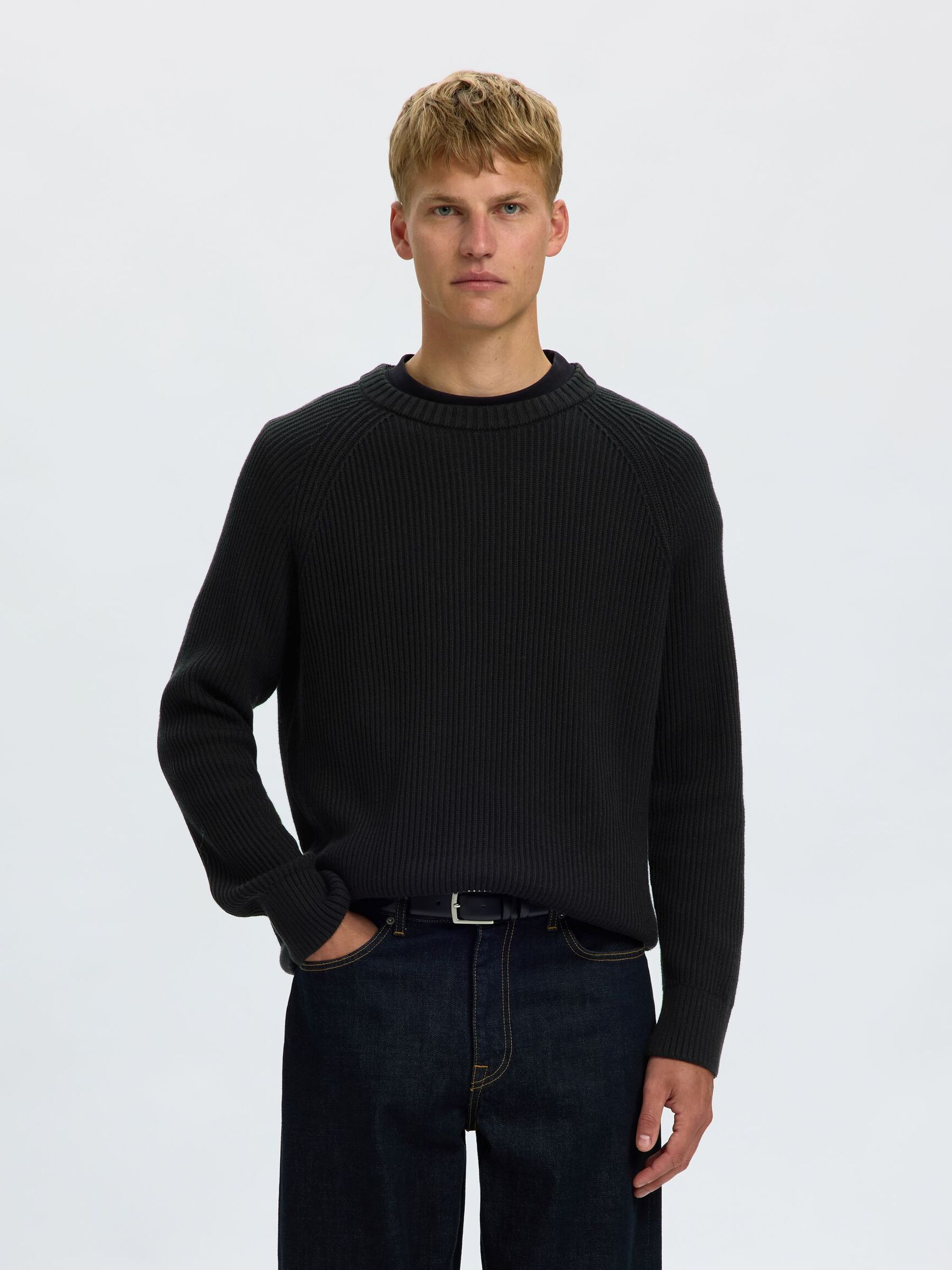 CABLE KNIT CREWNECK JUMPER, Black, highres
