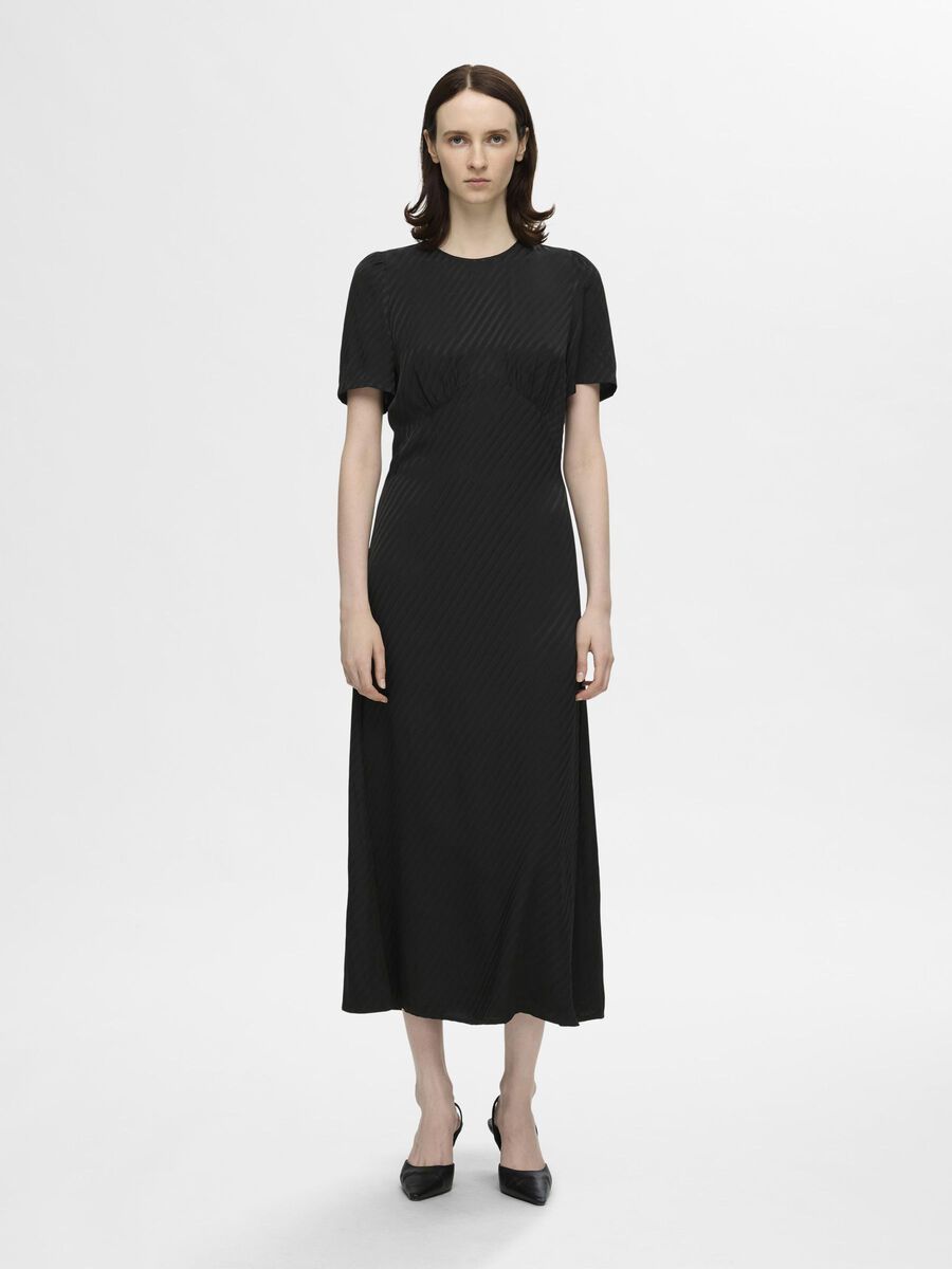 Selected SATIN MAXIKLEID, Black, highres - 16095065_Black_003.jpg