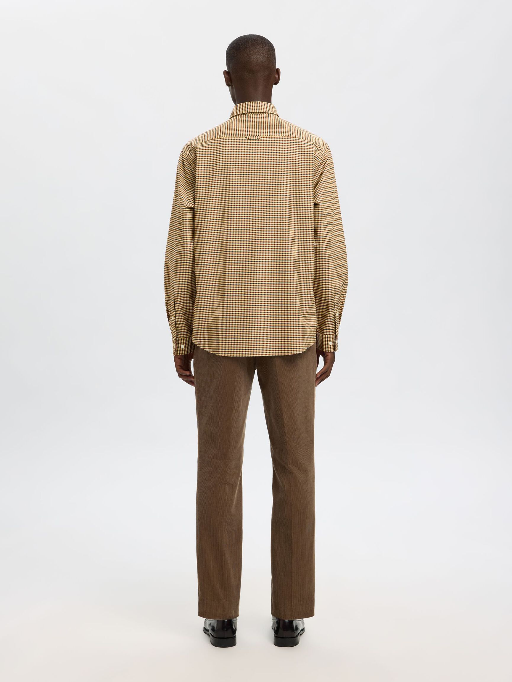 REGULAR FIT BAUMWOLL BUTTON DOWN HEMD, Sand, highres