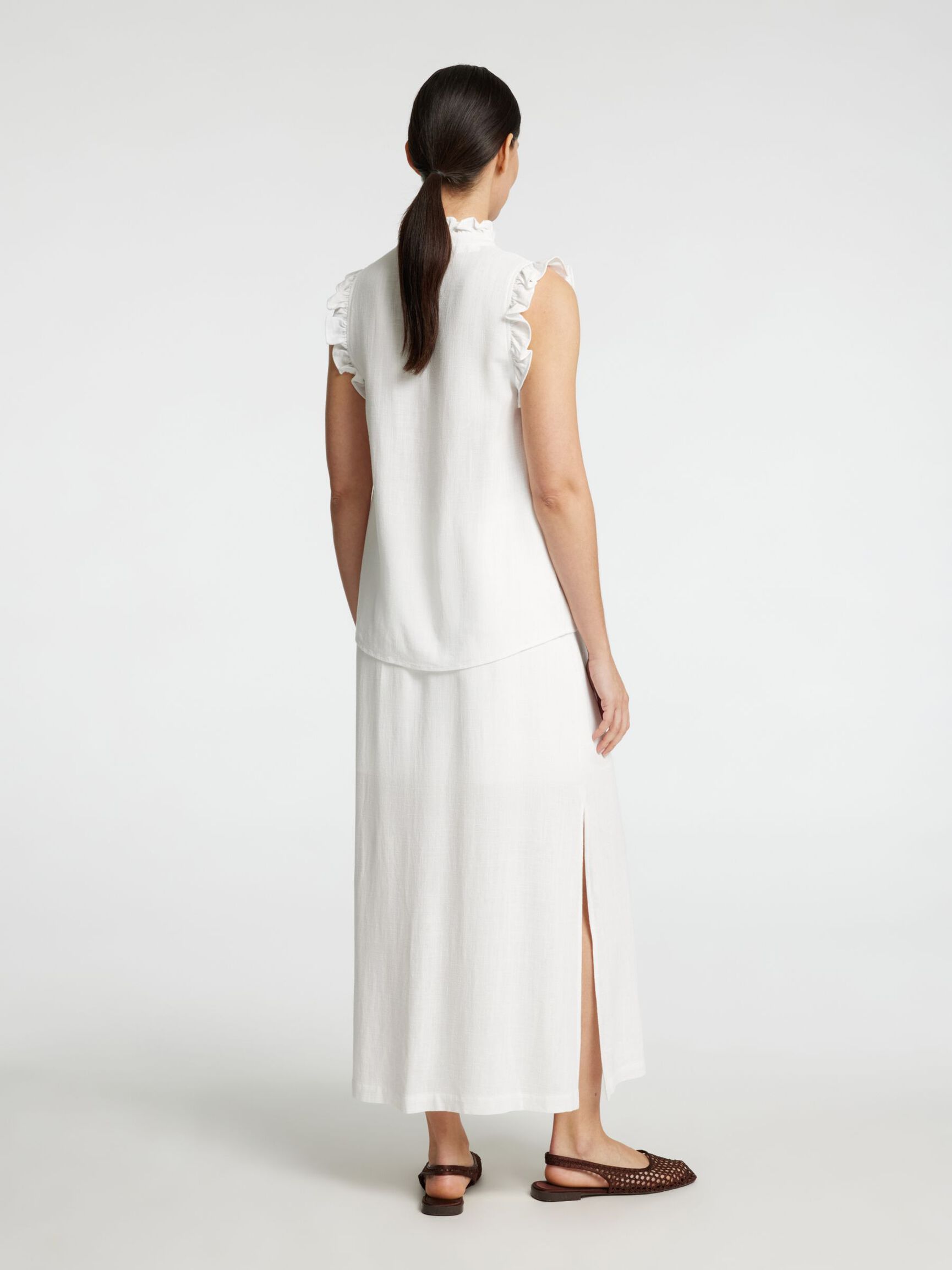 SLEEVELESS RUFFLE DETAIL TOP, Snow White, highres