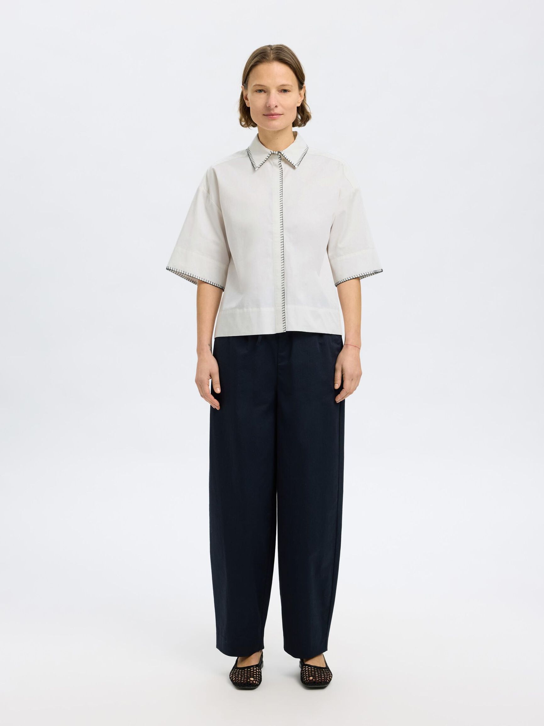 SHORT SLEEVED CROPPED SHIRT, Bright White, highres