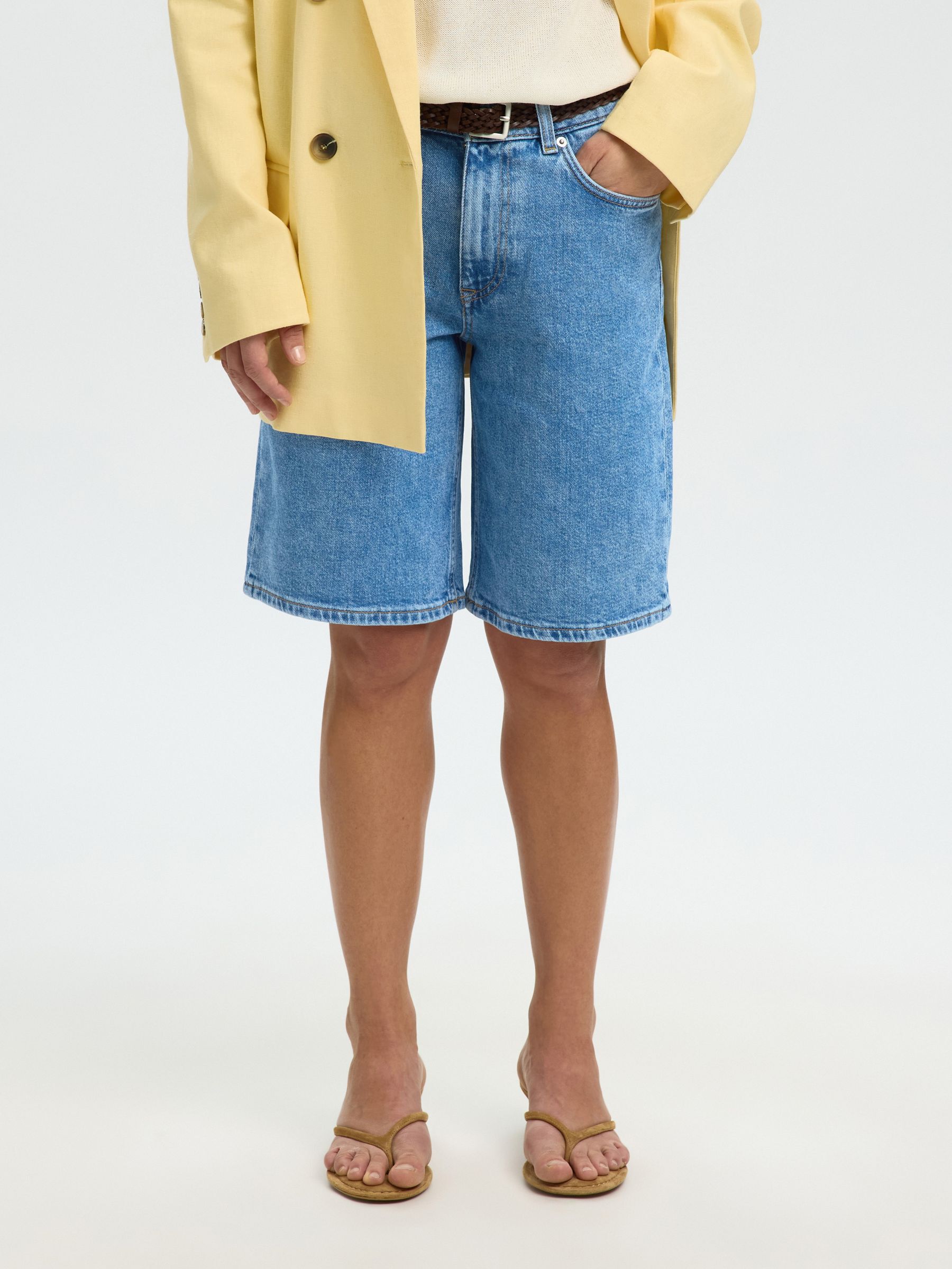 LIGHT WASH DENIM SHORTS, Light Blue Denim, highres