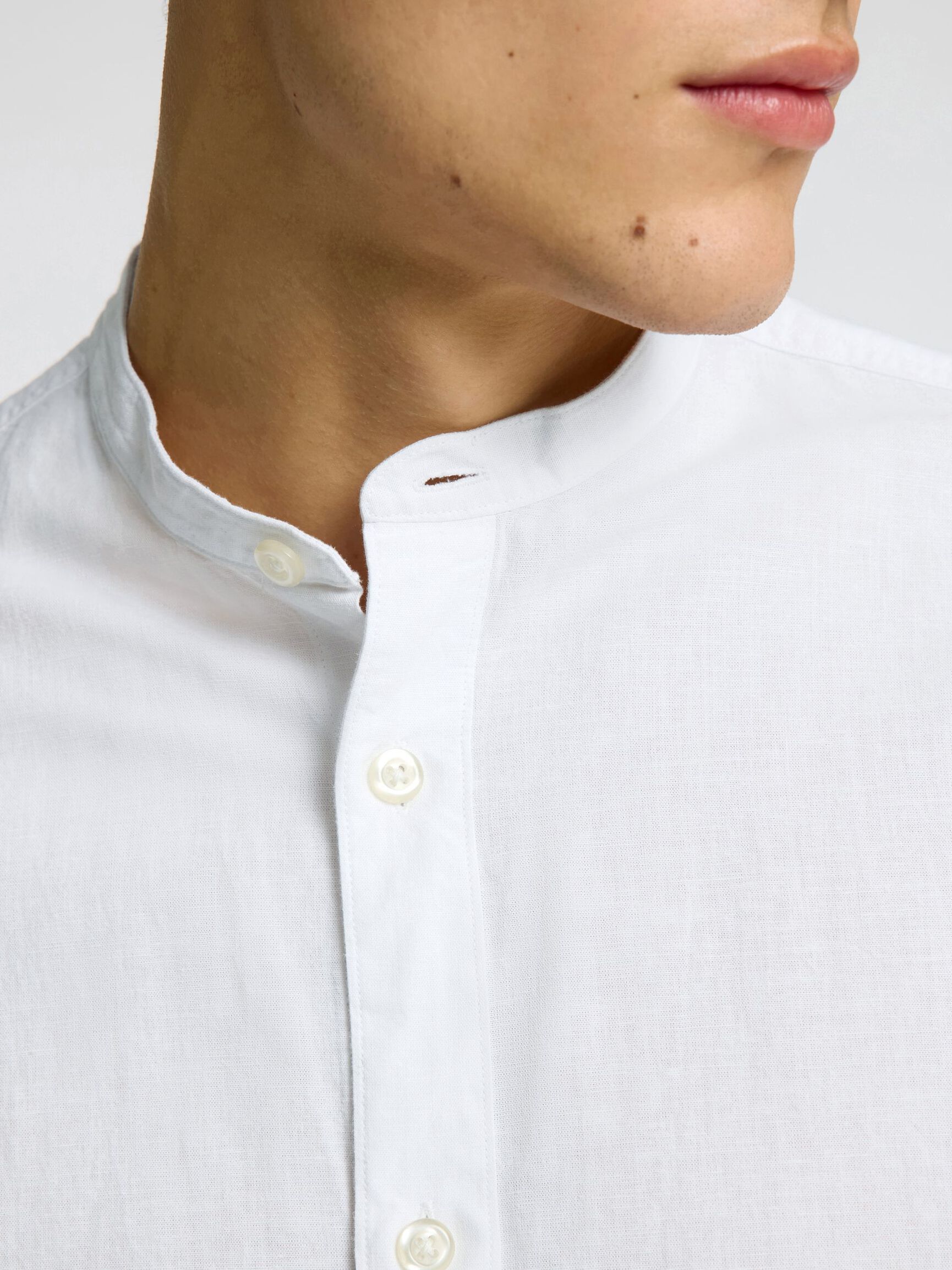 LONG-SLEEVED LINEN BLEND SHIRT, White, highres