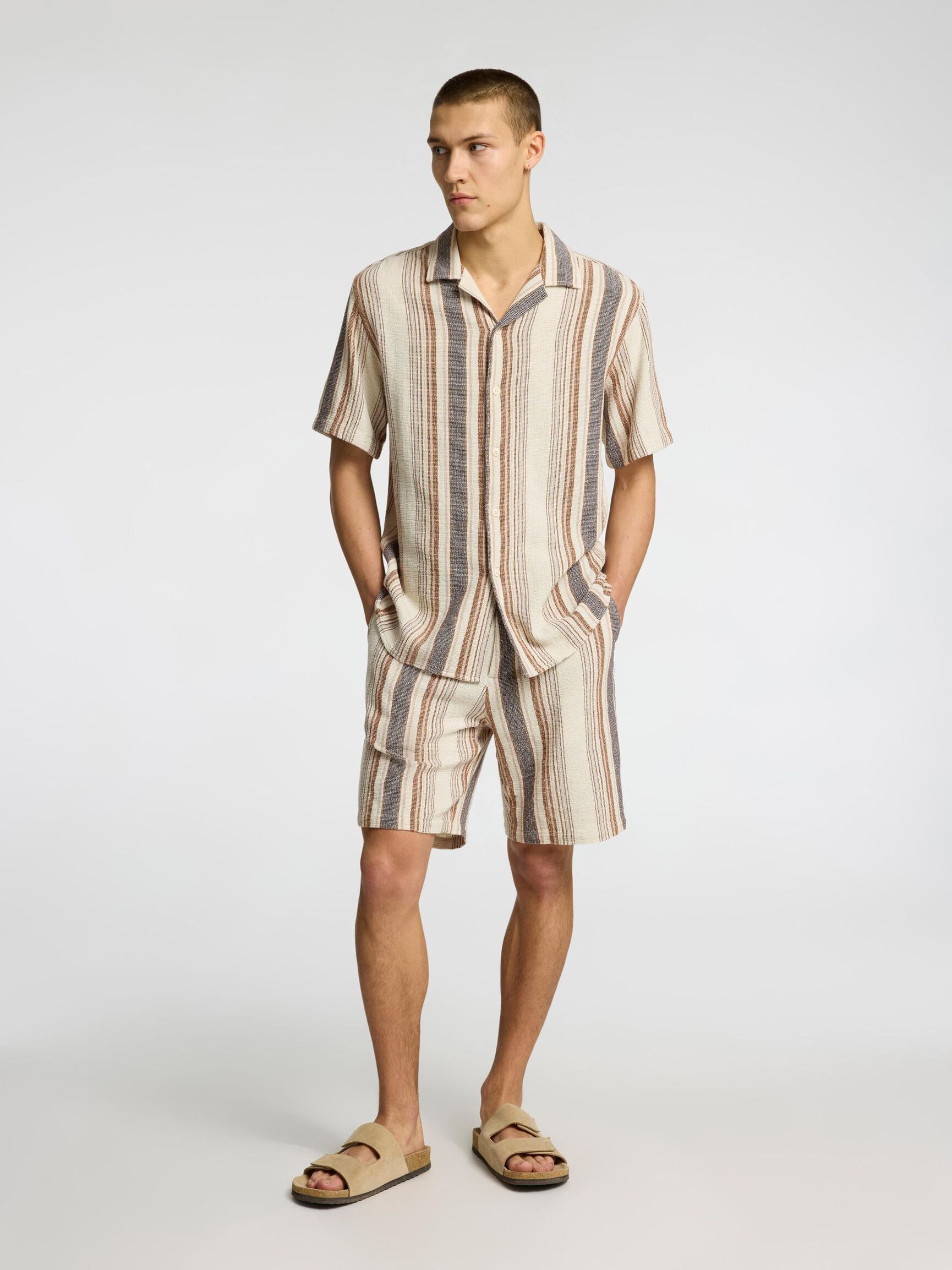 COTTON SHORT SLEEVED SHIRT, Egret, highres