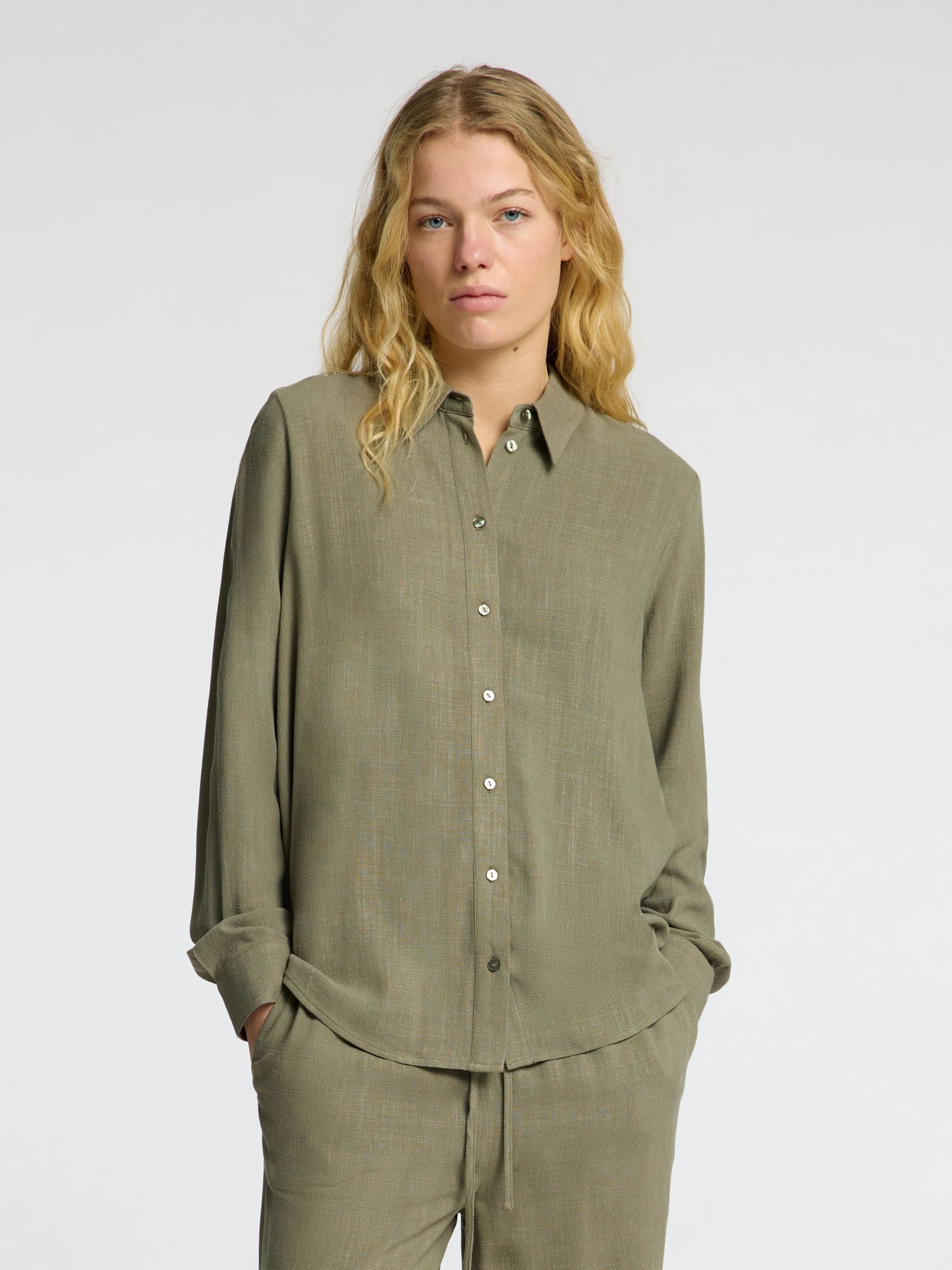 VISKOSEBLANDING SKJORTE, Vetiver, highres