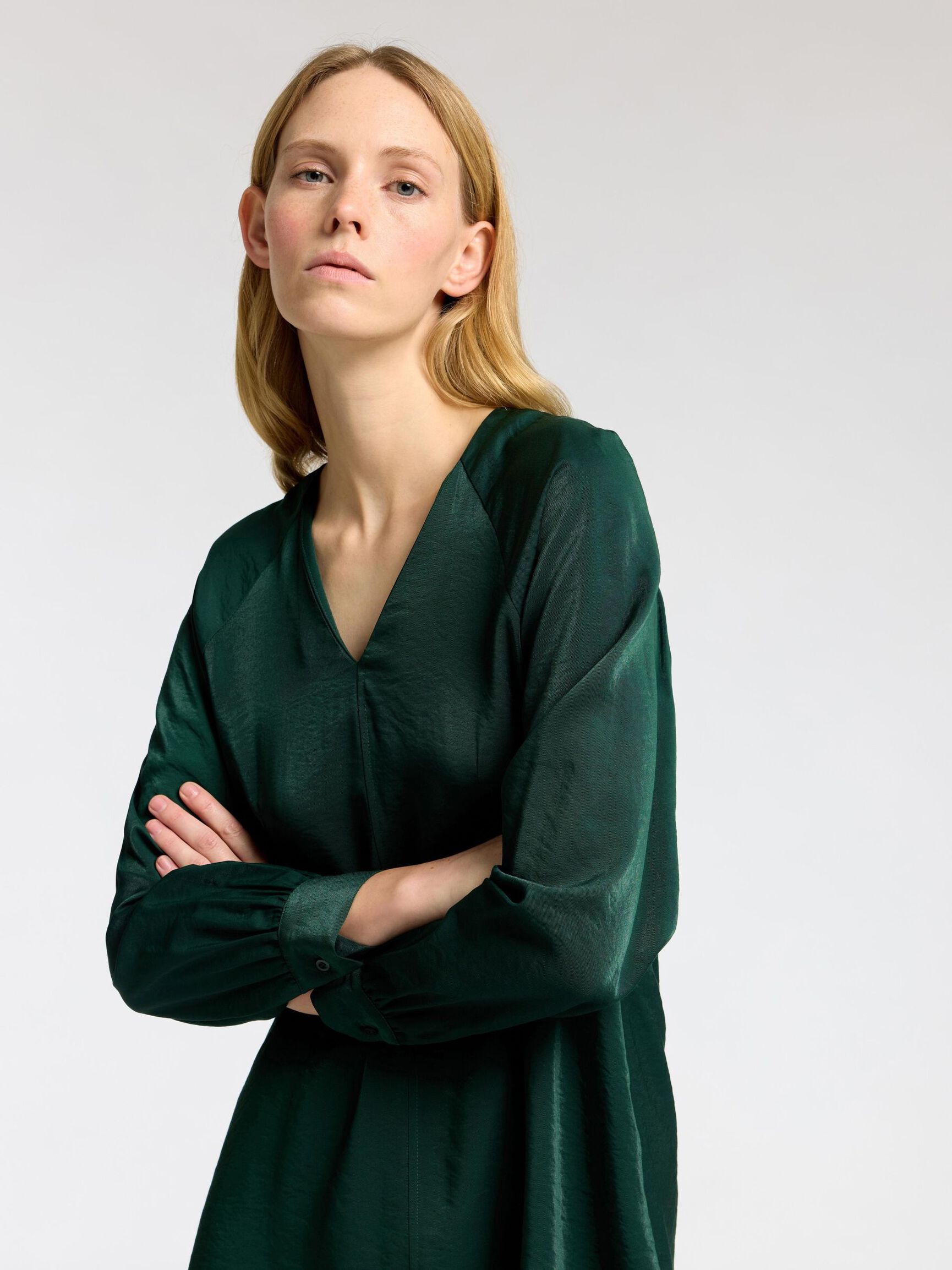VISCOSE BLEND MINI DRESS, Scarab, highres