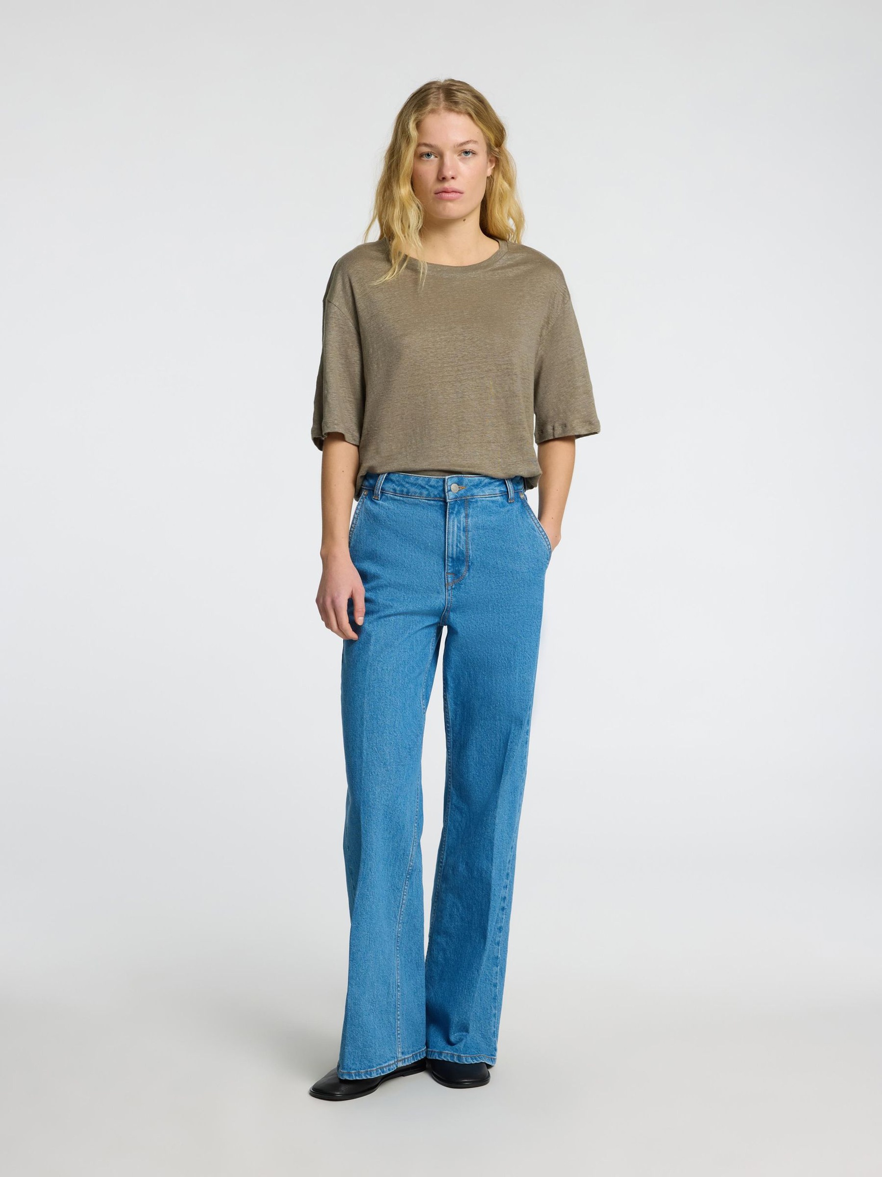 LINNEN T-SHIRT, Vetiver, highres