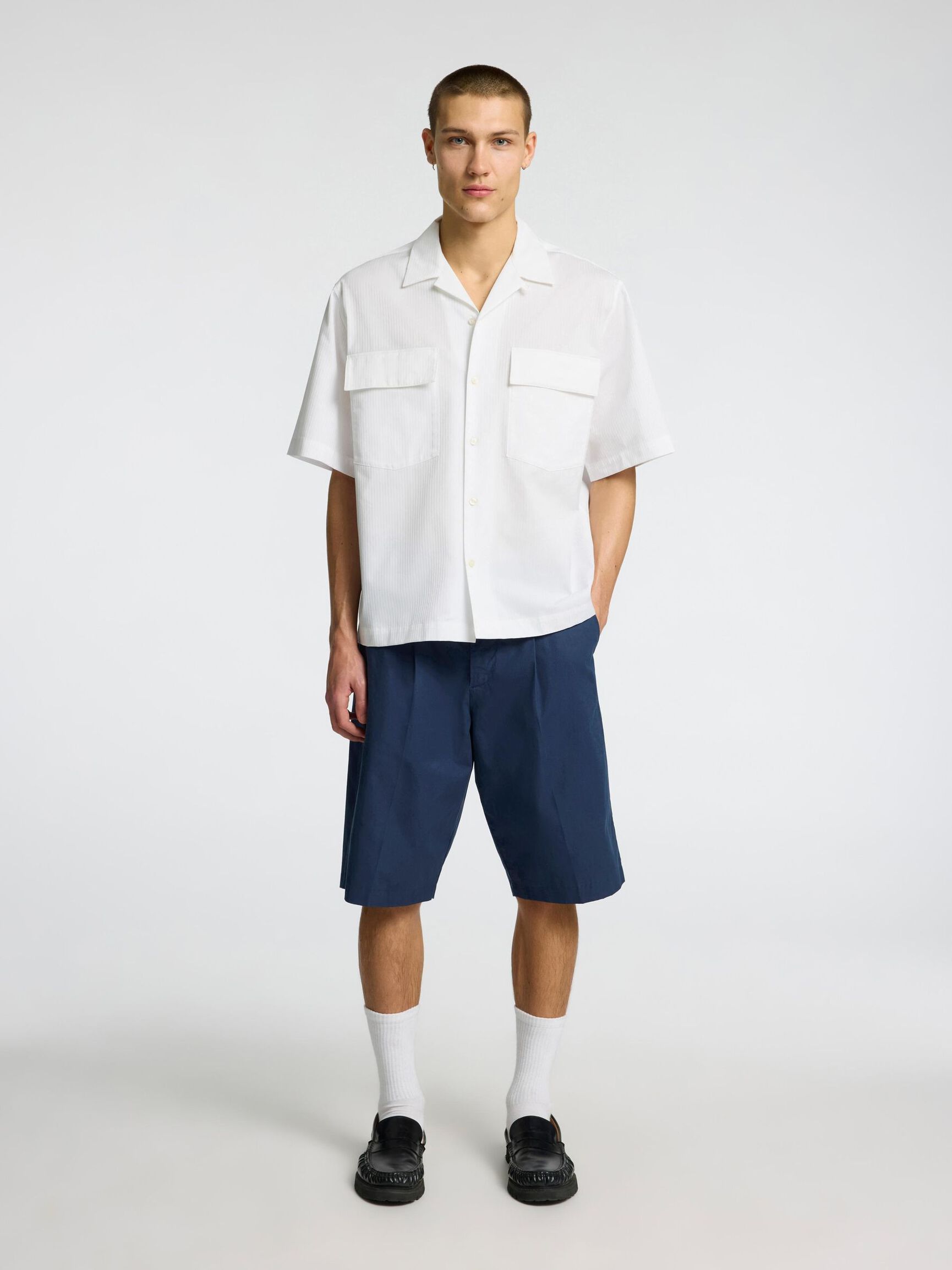 BOXY FIT SHORT SLEEVED SHIRT, White, highres
