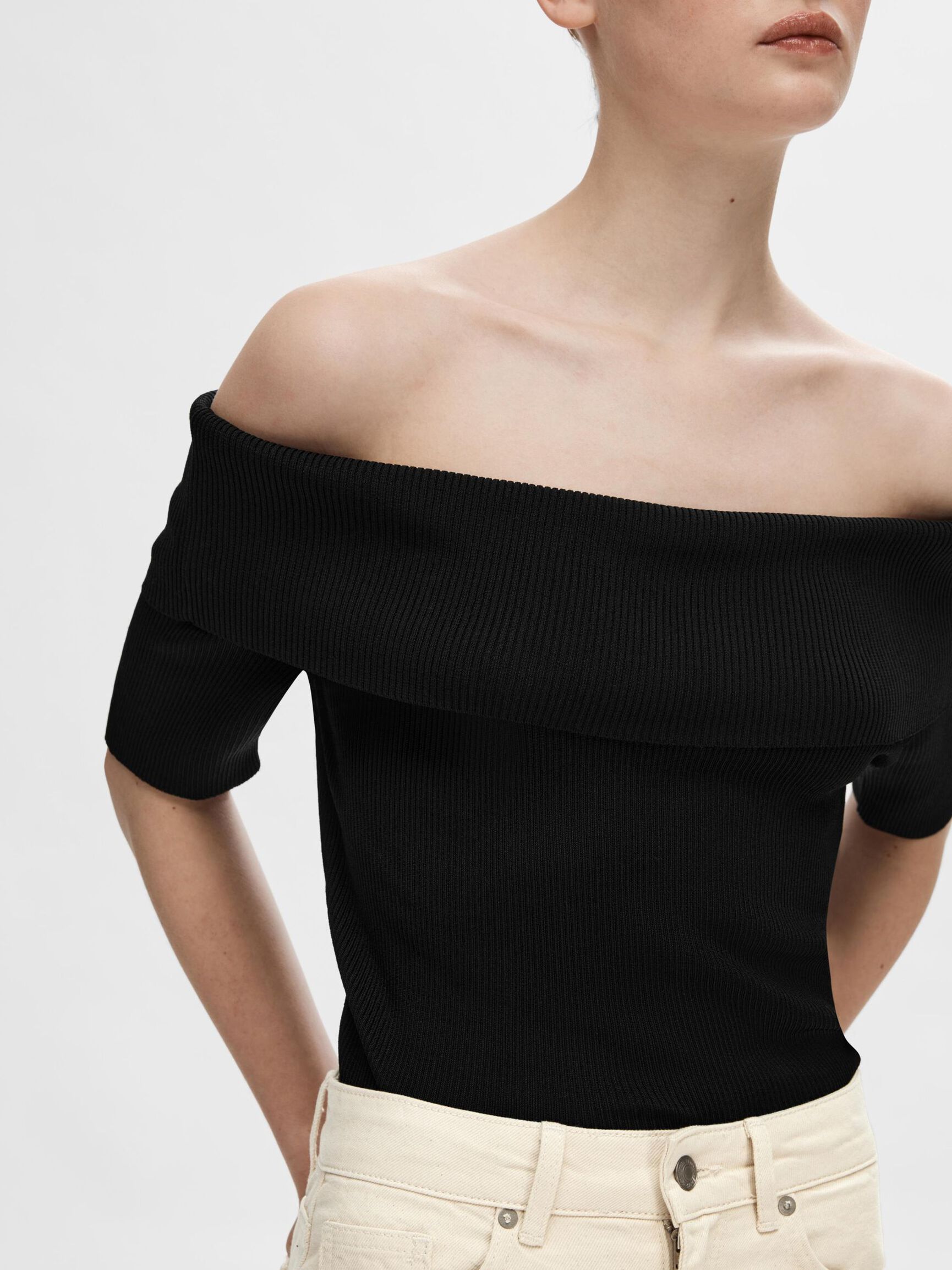 OFF-SHOULDER STRIKKET TOP, Black, highres
