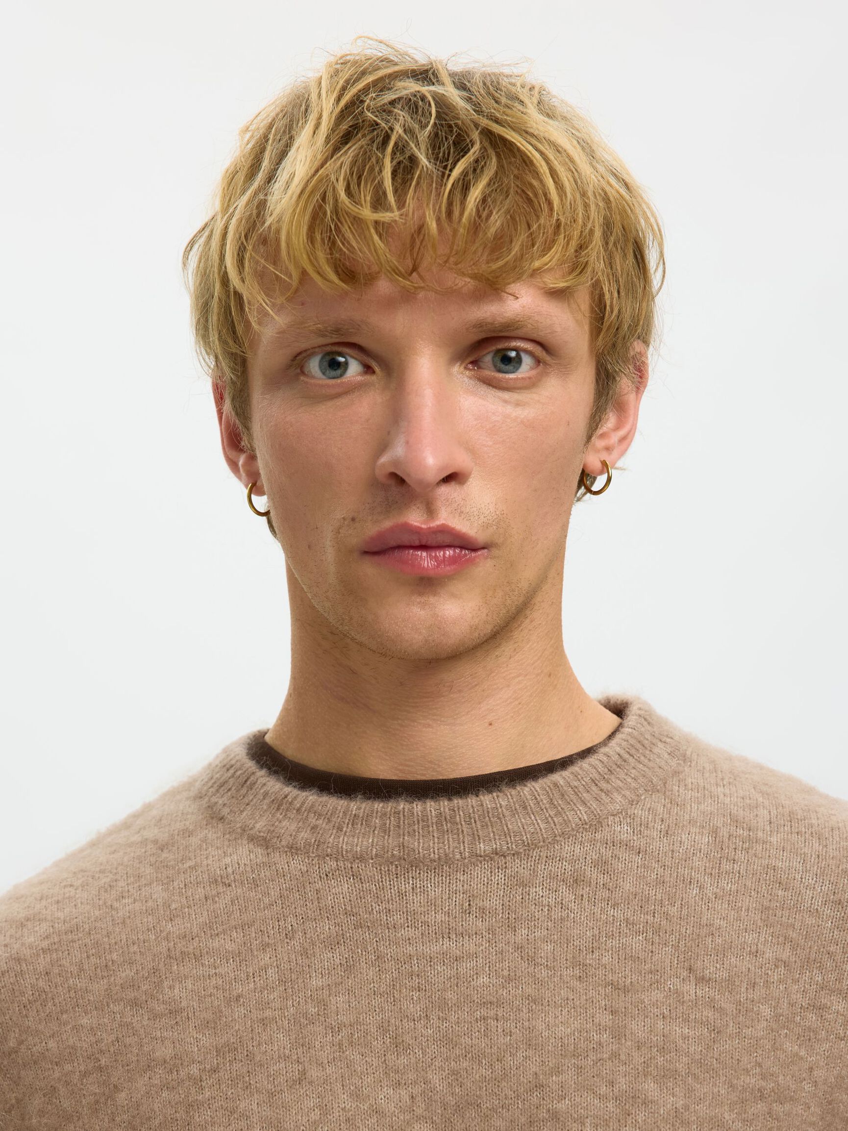 COUPE DÉCONTRACTÉE PULL EN MAILLE, Walnut, highres