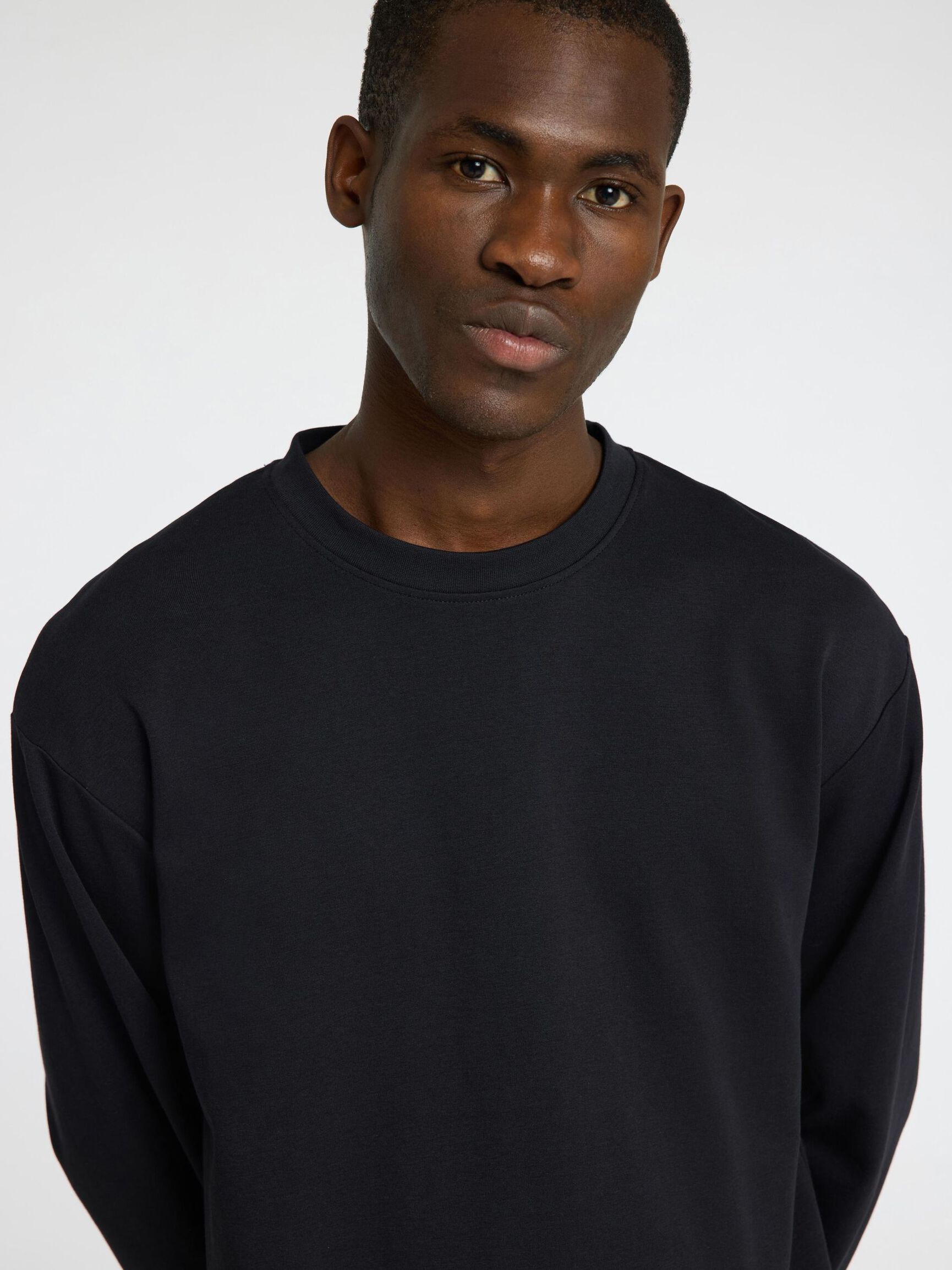LOOSE FIT LONGSLEEVE, Black, highres