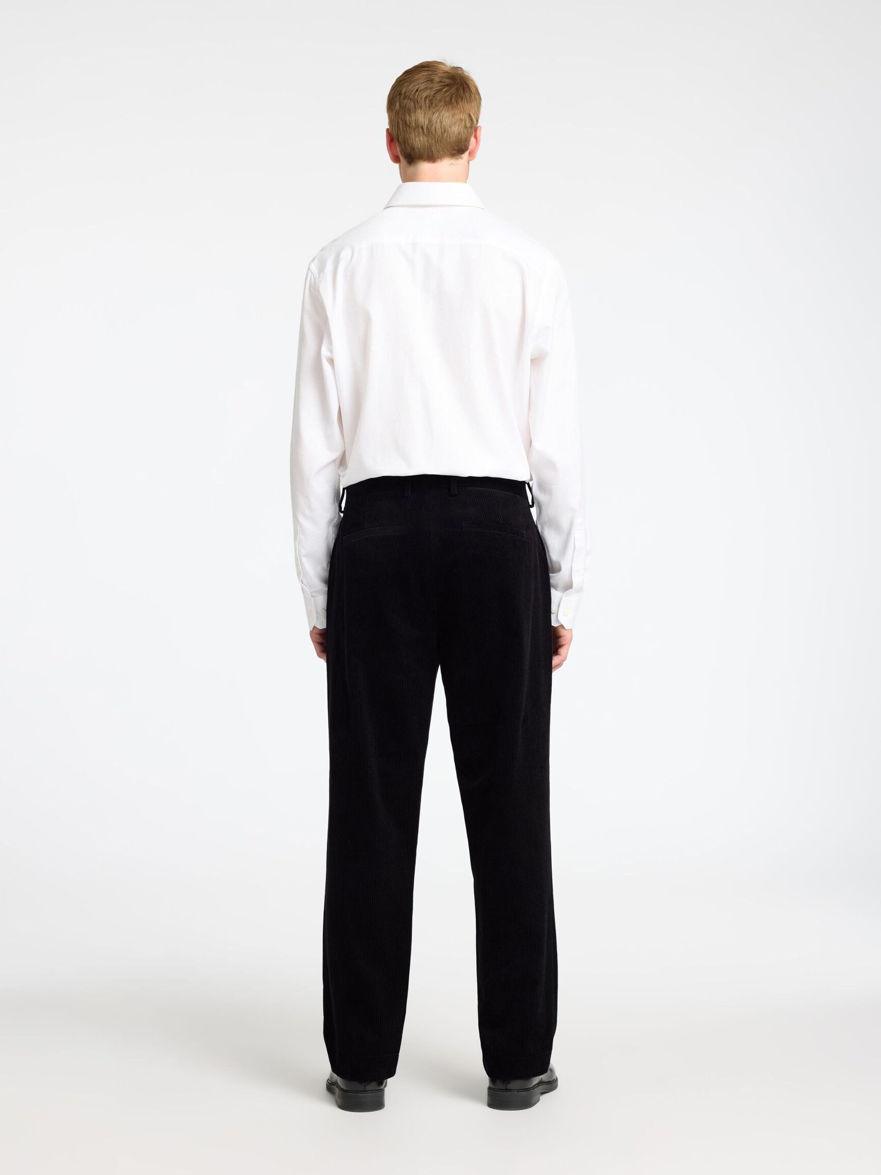 CORTE REGULAR PANTALONES DE PANA, Black, highres