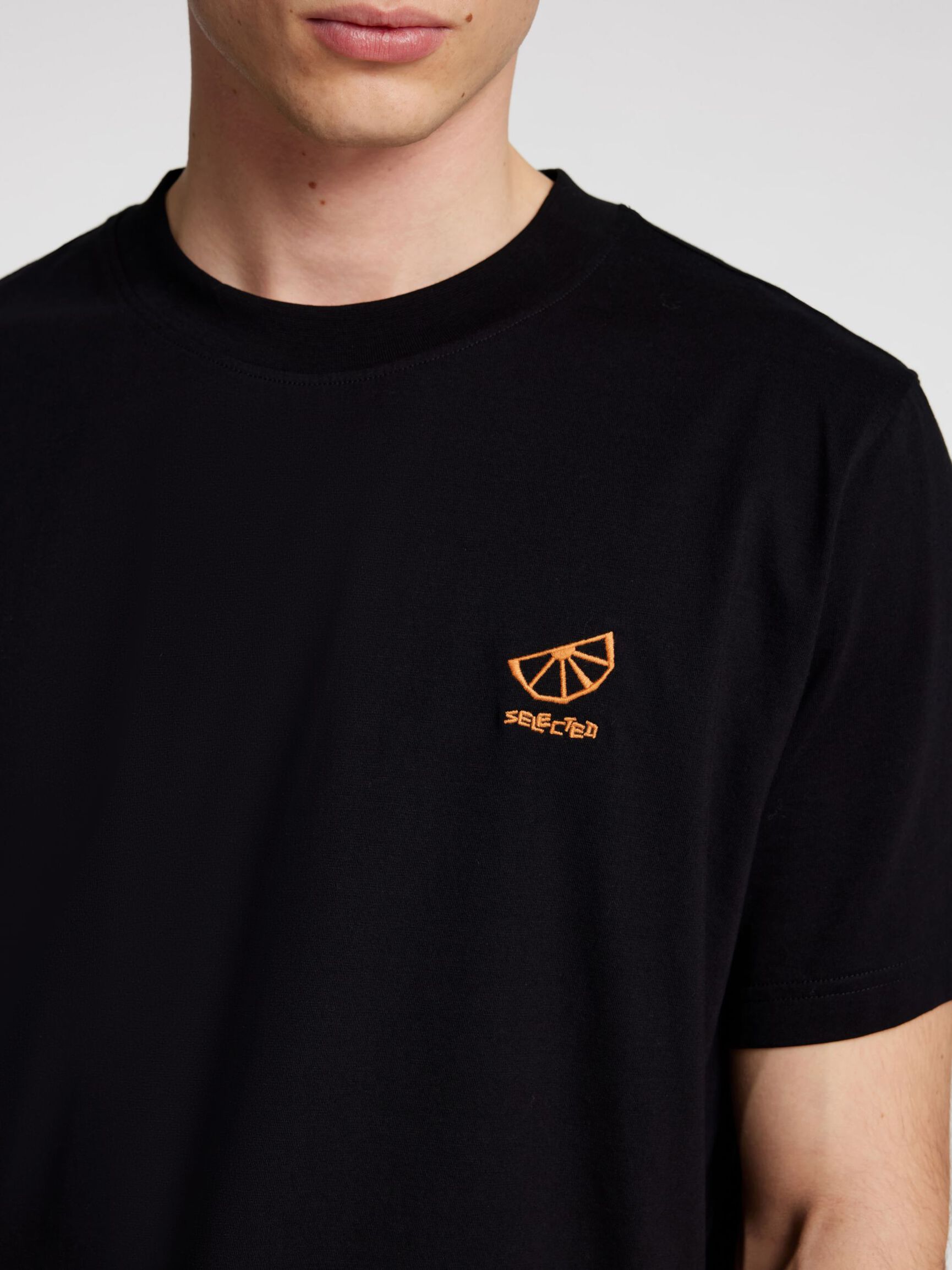 BESTICKTES T-SHIRT, Black, highres