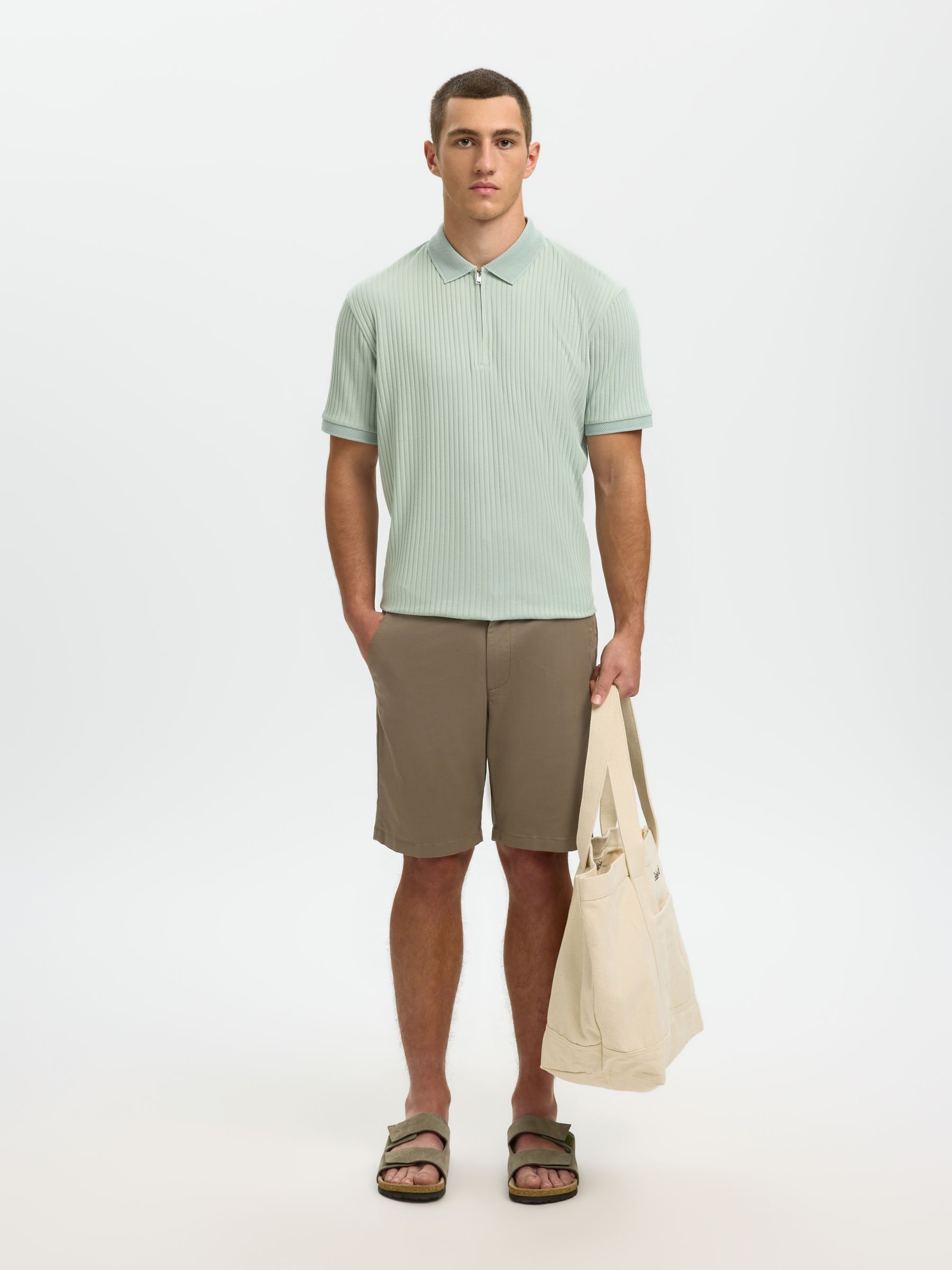 SLIM-FIT CHINOSHORTS, Morel, highres