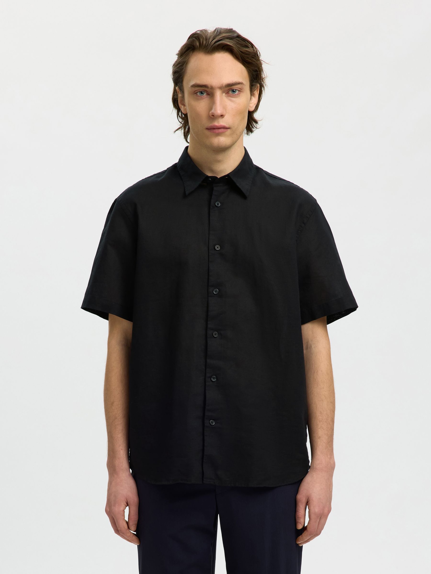 REGULAR FIT SKJORTE I LINBLANDING, Black, highres