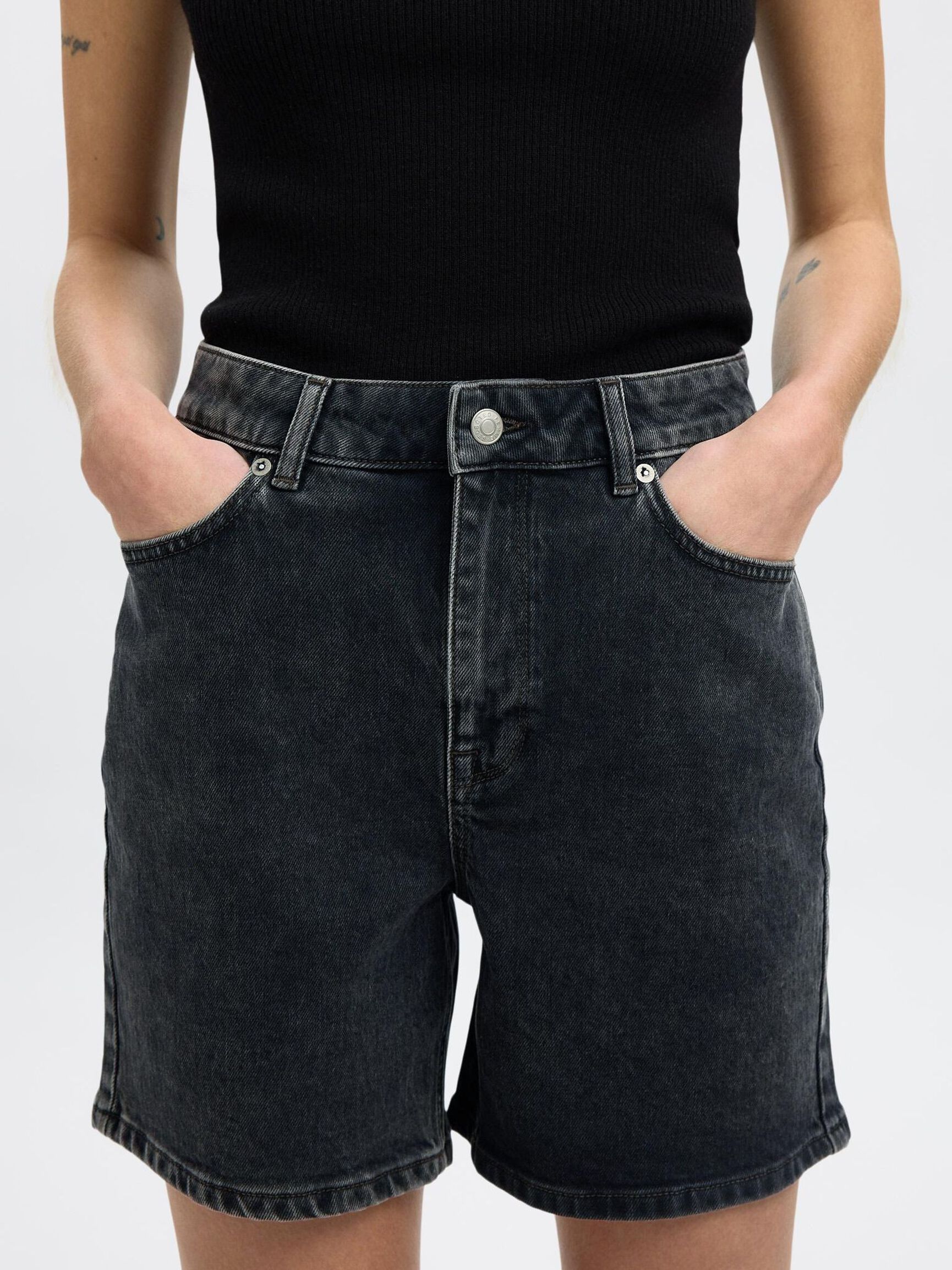 SCHWARZE HIGH WAIST JEANSSHORTS, Black Denim, highres