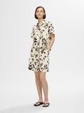 Selected LOOSE FIT PRINT SHORTS, Black, highres - 16093933_Black_1105882_005.jpg