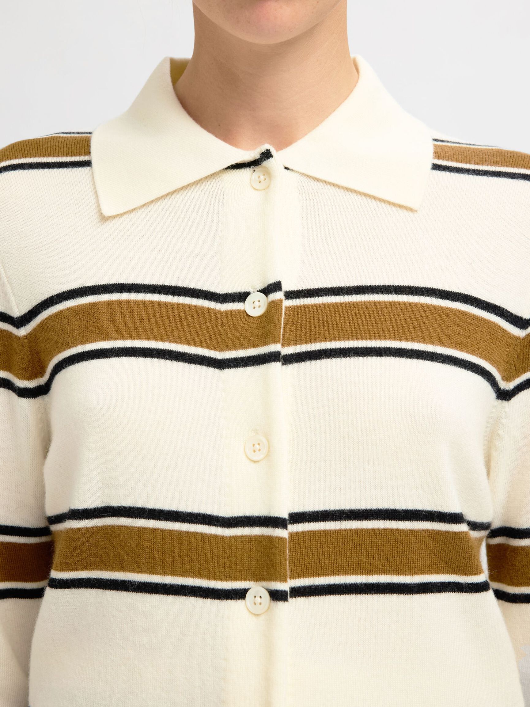 100% MERINO WOOL  LONG-SLEEVED POLO, Egret, highres