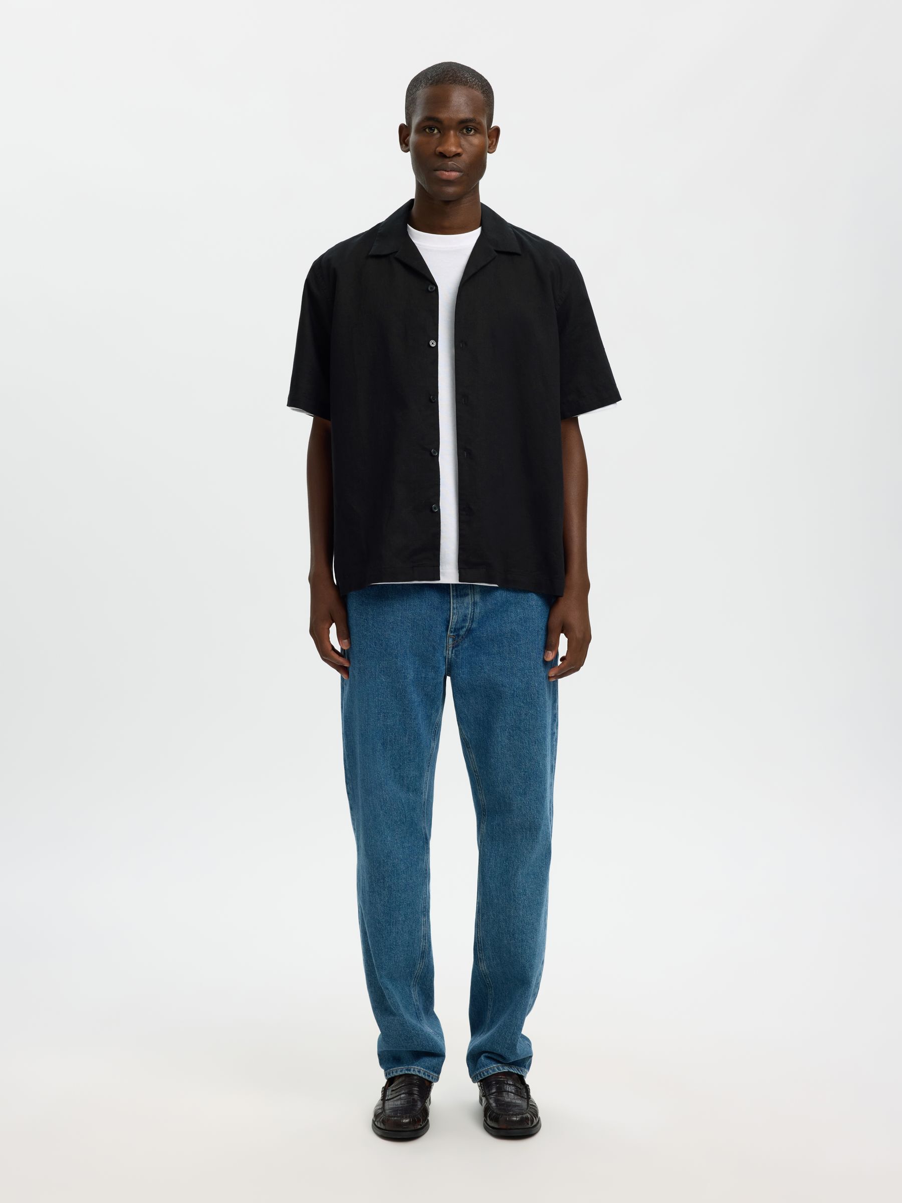 LYHYTHIHAINEN PAITA, Black, highres